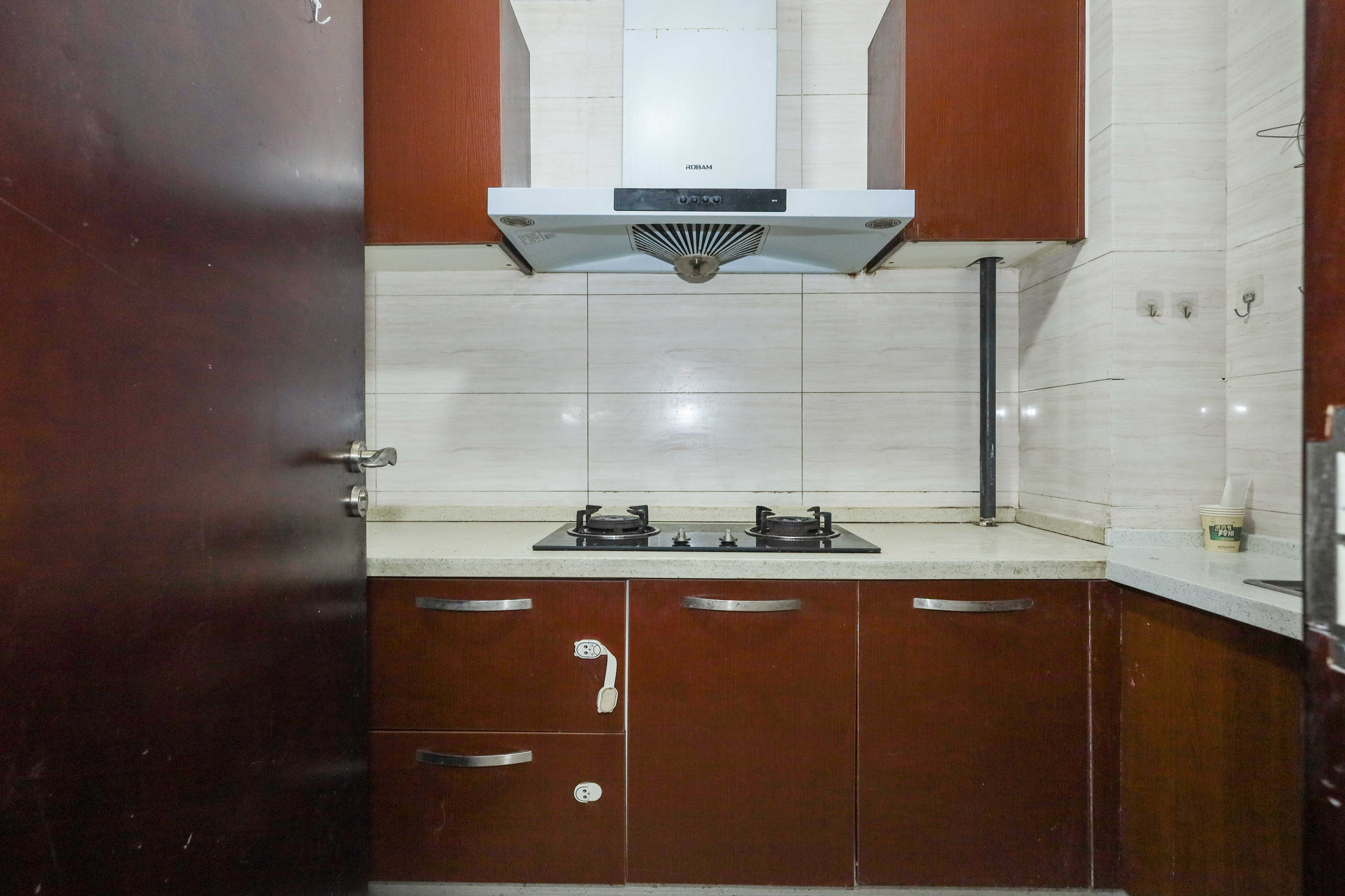 好莱城(弘德西街) 2室2厅1卫 55.0万 好莱城(弘德西街) 2室2厅1卫 55.0万厨房