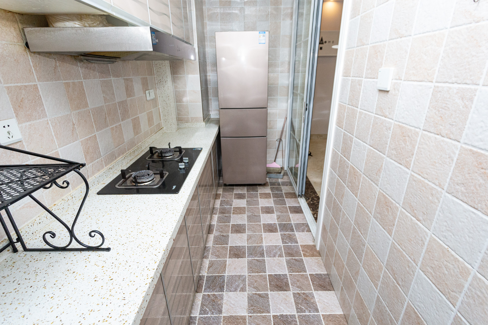 润和又一城  3室2厅1卫    95.0万 润和又一城  3室2厅1卫    95.0万厨房