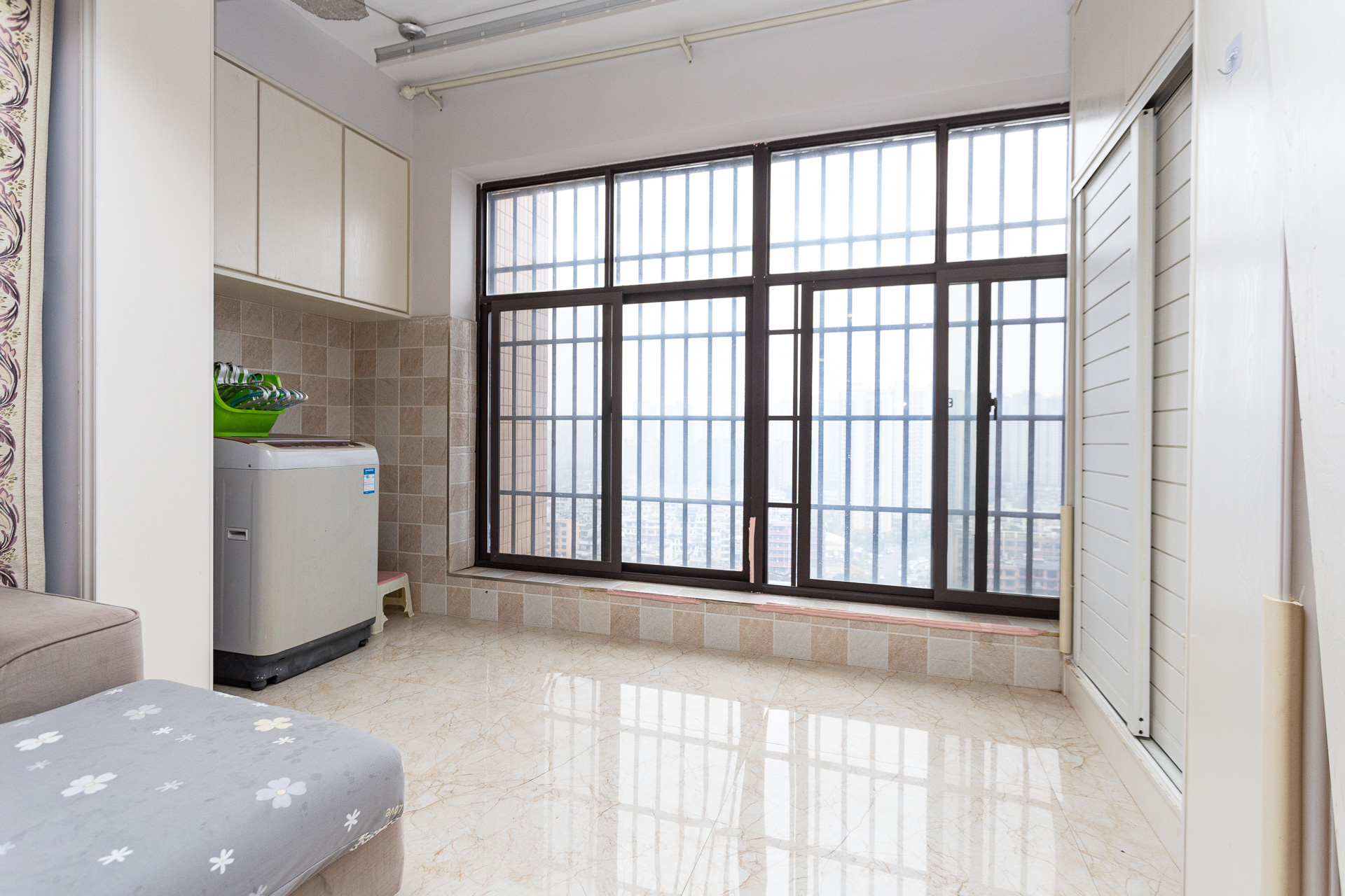 润和又一城  3室2厅1卫    95.0万 润和又一城  3室2厅1卫    95.0万阳台