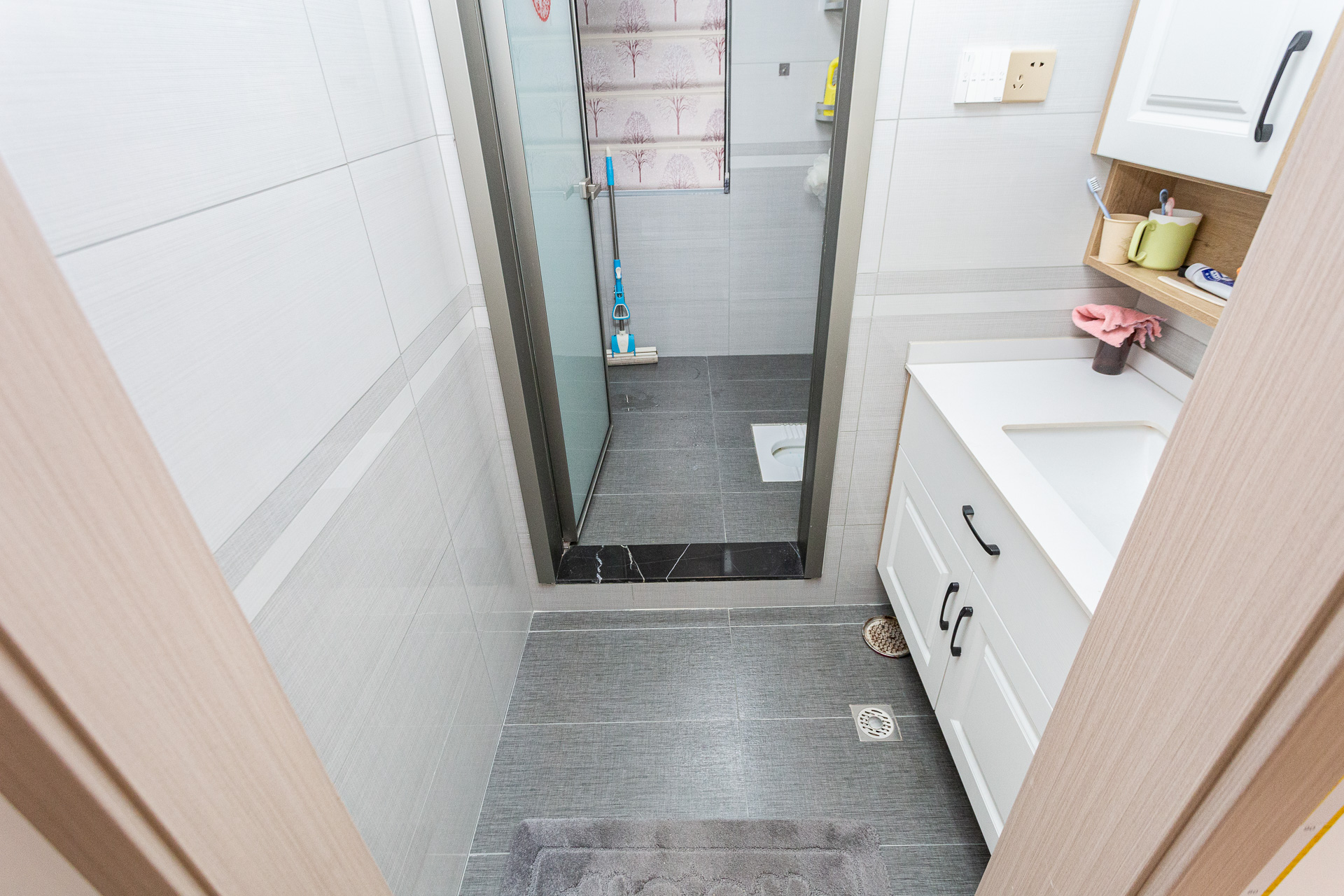 万润滨江天著  3室2厅2卫    145.0万 万润滨江天著  3室2厅2卫    145.0万卫生间