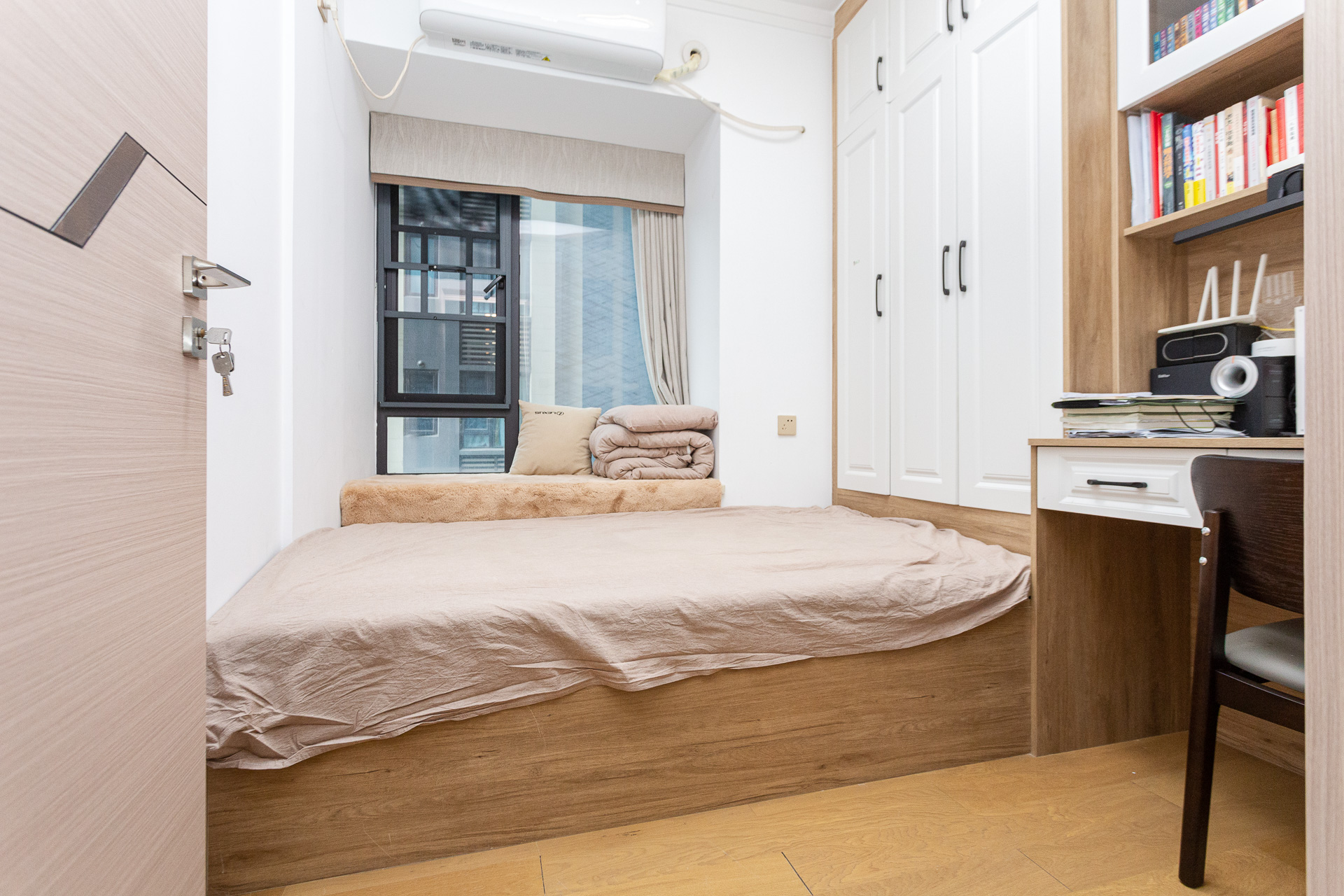 万润滨江天著  3室2厅2卫    145.0万 万润滨江天著  3室2厅2卫    145.0万卧室