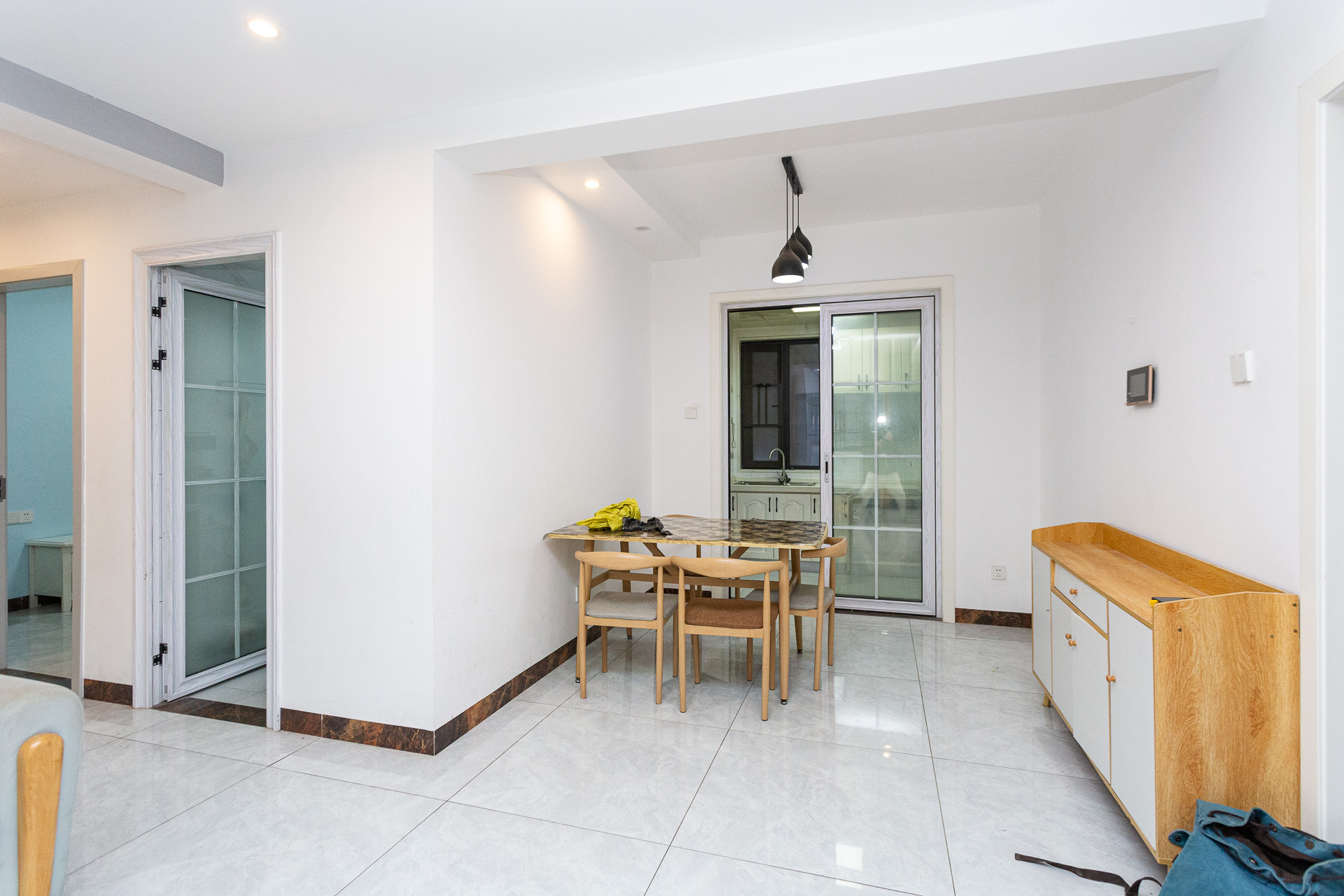 勤诚达境界城 4室2厅2卫 108.0万 勤诚达境界城 4室2厅2卫 108.0万客厅