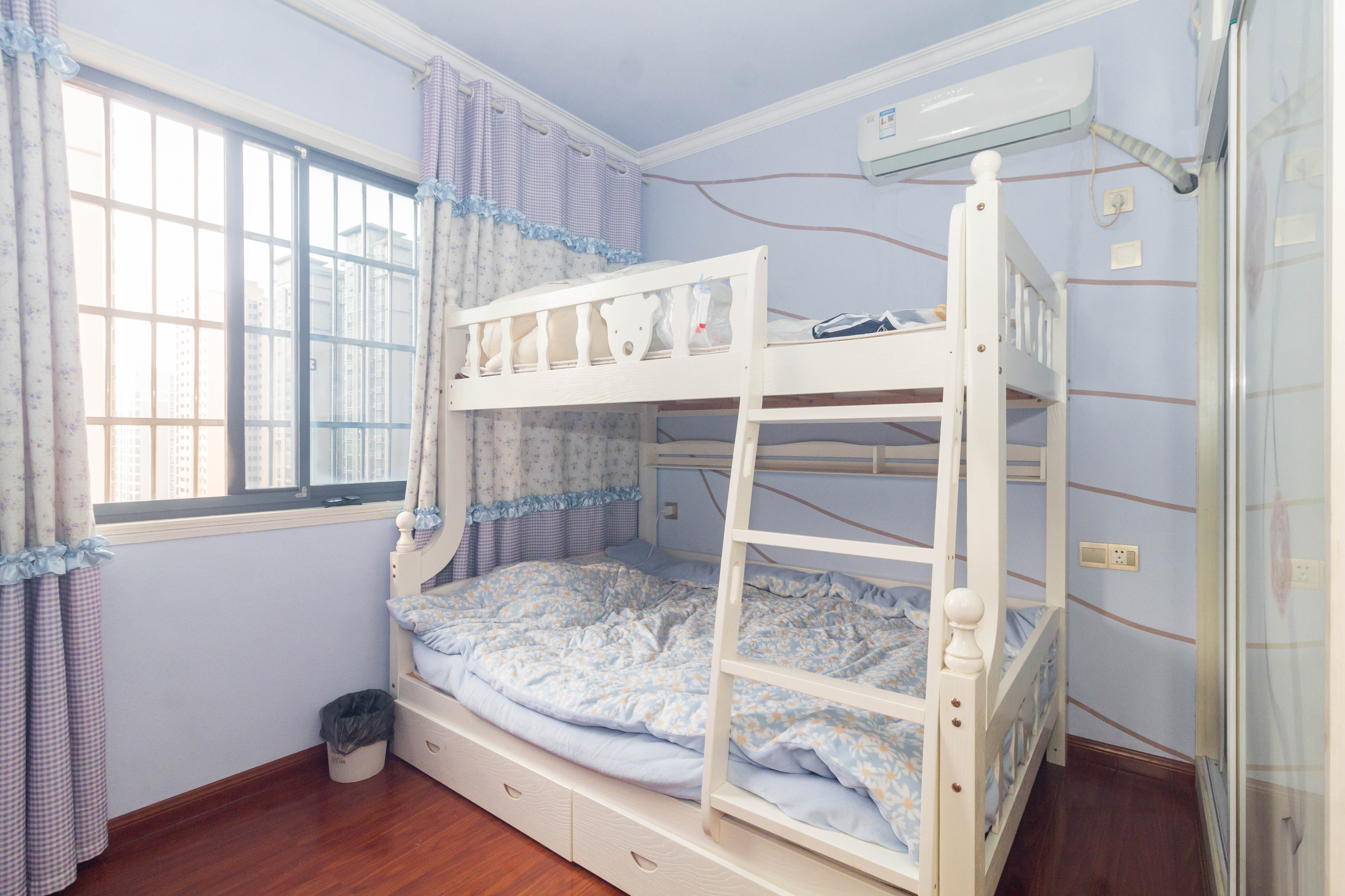 佳美紫郡  3室2厅1卫    54.8万 佳美紫郡  3室2厅1卫    54.8万卧室