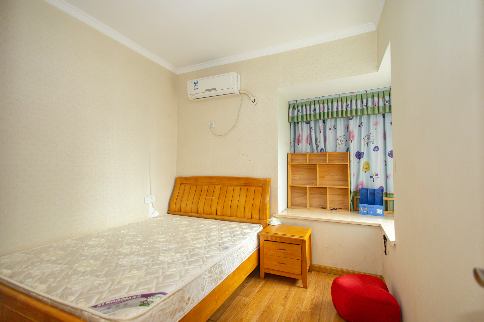 东方航标 1室1厅1卫 69.0万 东方航标 1室1厅1卫 69.0万卧室