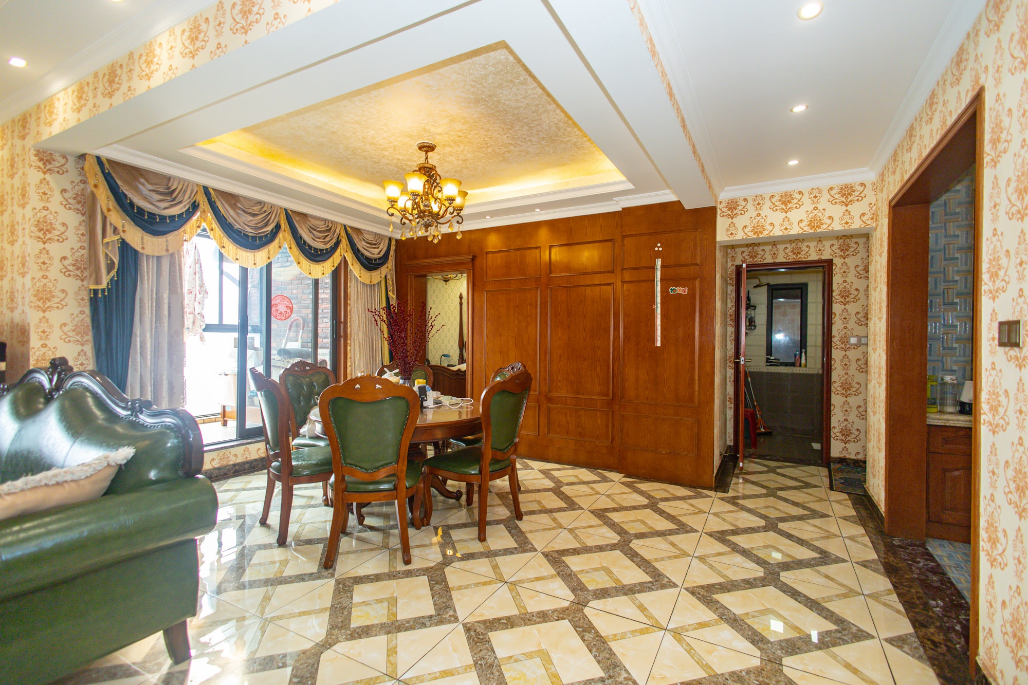 星湖湾一期洋房  5室2厅2卫    248.0万其他