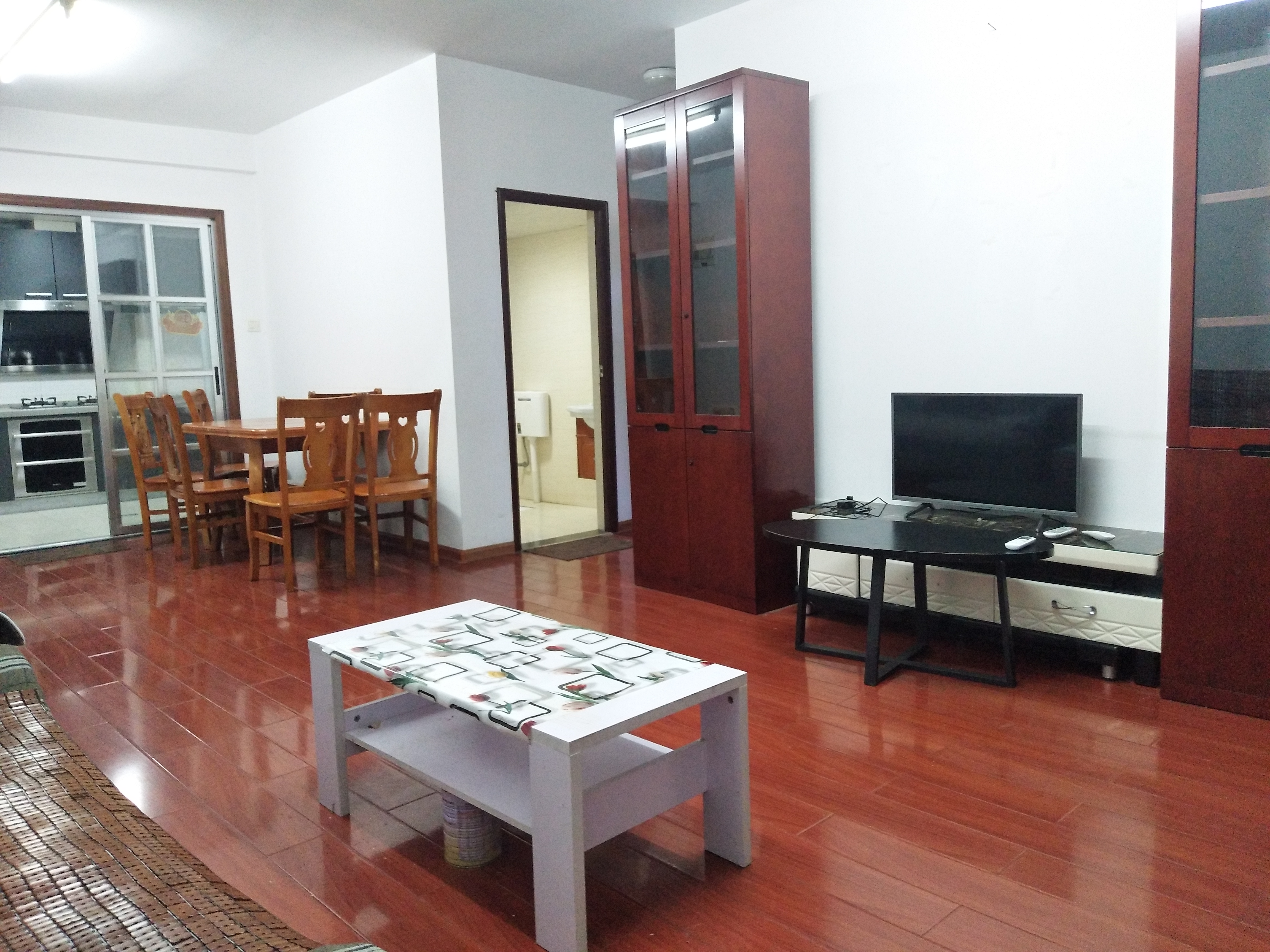 君庭金福苑 2室1厅1卫 2600.0元/月 君庭金福苑 2室1厅1卫 2600.0元/月室内图