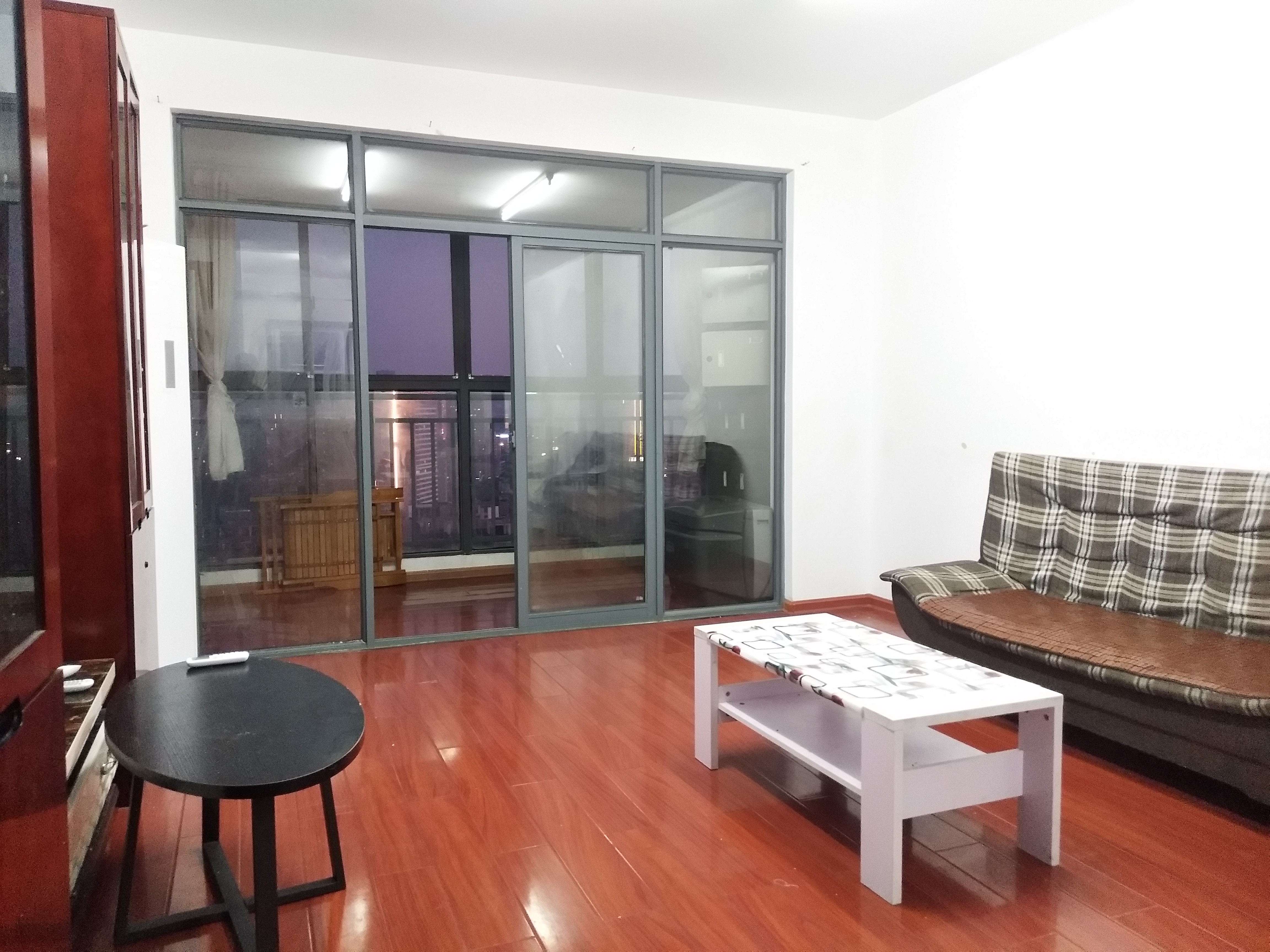 君庭金福苑 2室1厅1卫 2600.0元/月 君庭金福苑 2室1厅1卫 2600.0元/月室内图