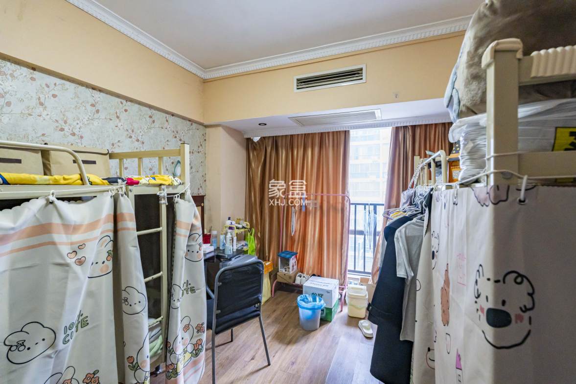 名富公寓  2室2厅1卫    60.0万 名富公寓  2室2厅1卫    60.0万卧室