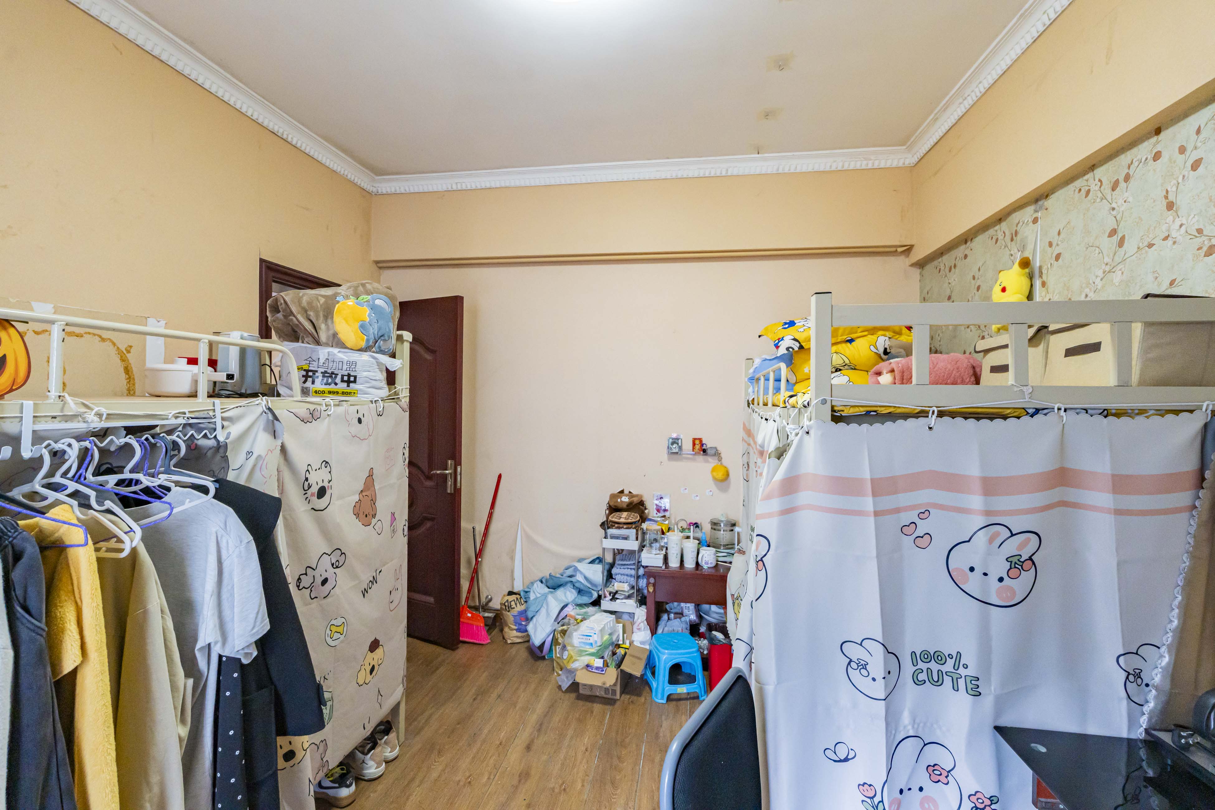 名富公寓  2室2厅1卫    60.0万 名富公寓  2室2厅1卫    60.0万卧室