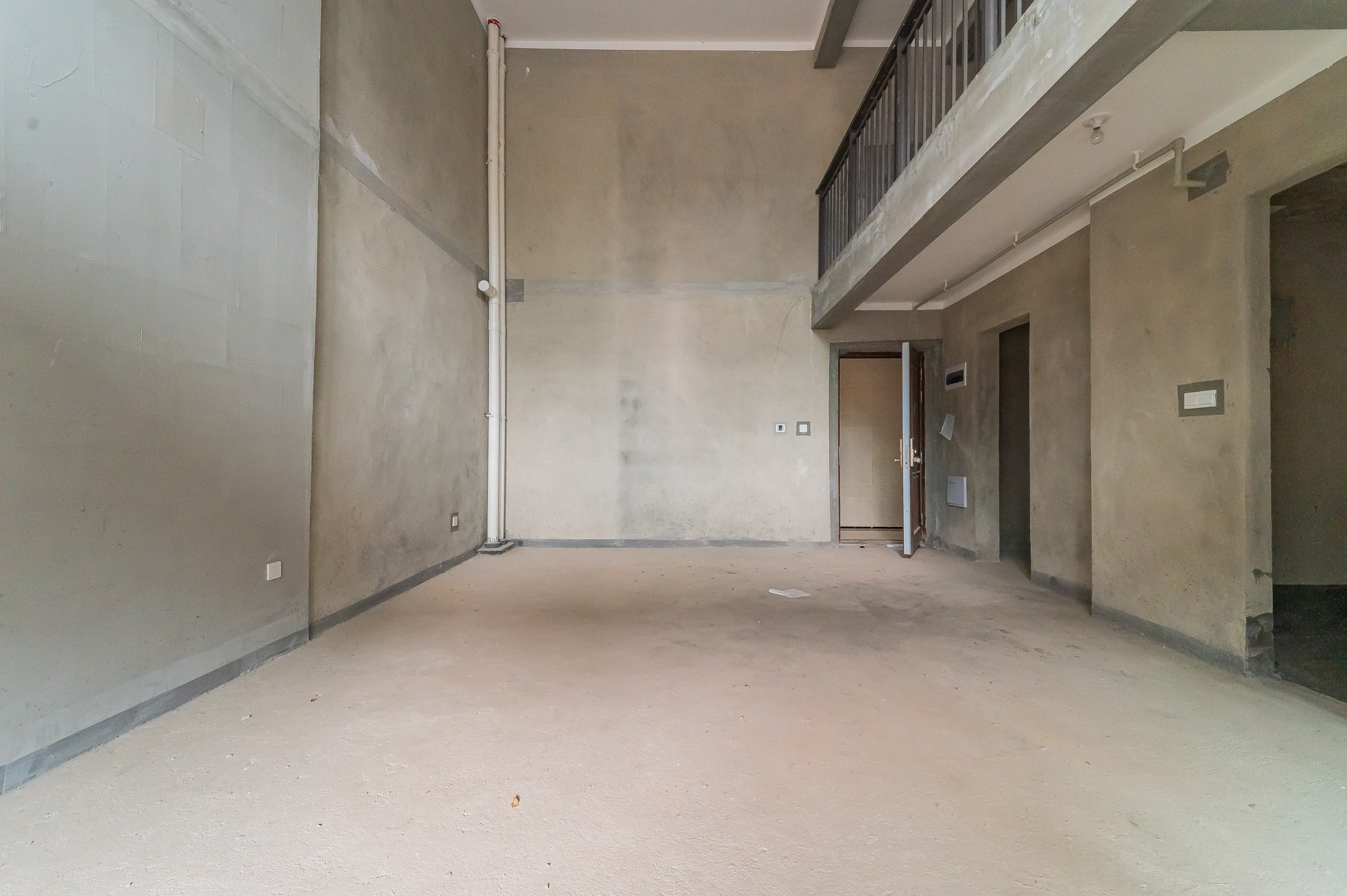 中交建发松雅院  4室2厅3卫   125.00万客厅