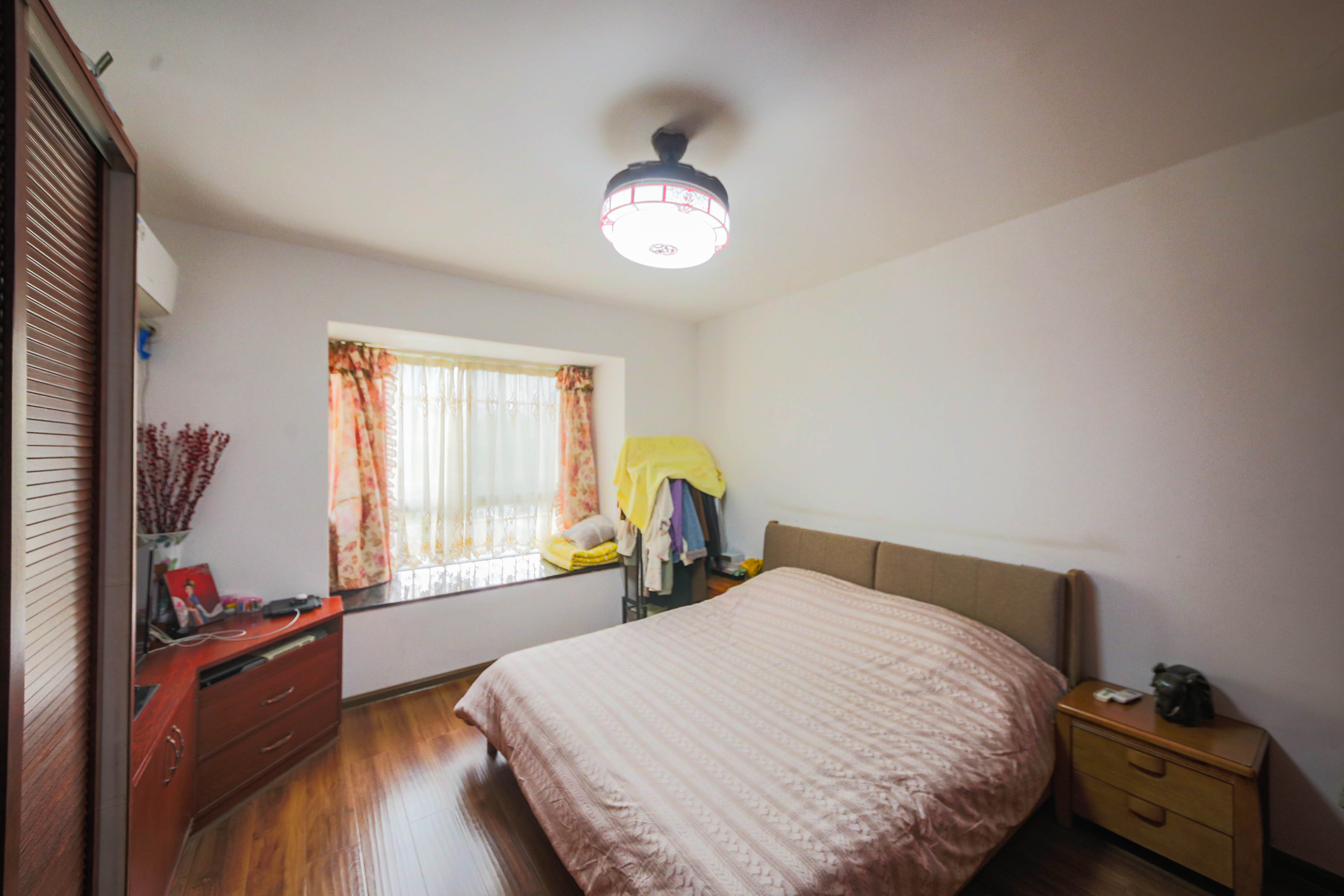 白沙世纪佳园  3室2厅2卫    108.0万 白沙世纪佳园  3室2厅2卫    108.0万卧室