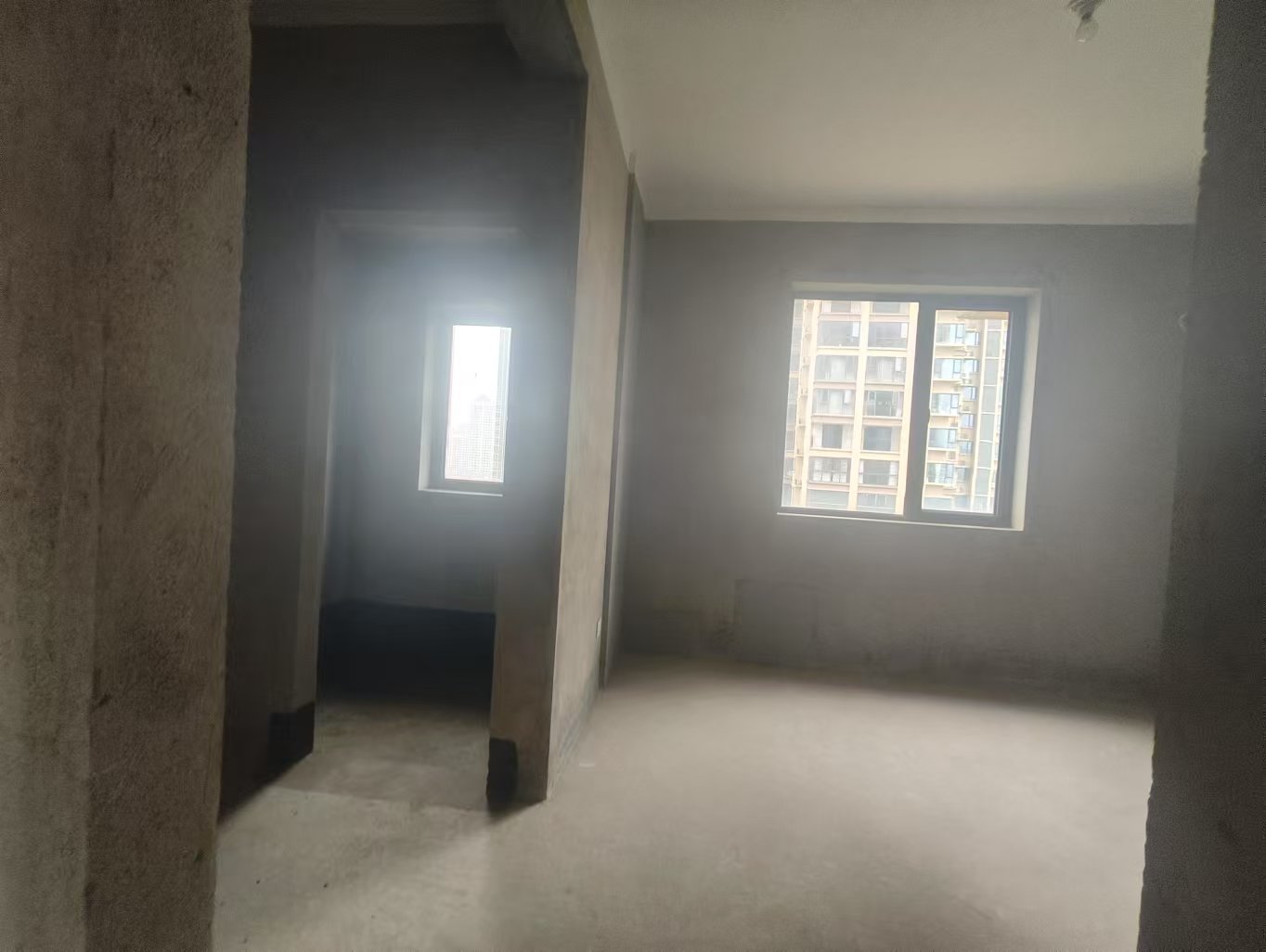 中建江湾壹号 4室1厅2卫 92.0万 中建江湾壹号 4室1厅2卫 92.0万室内图