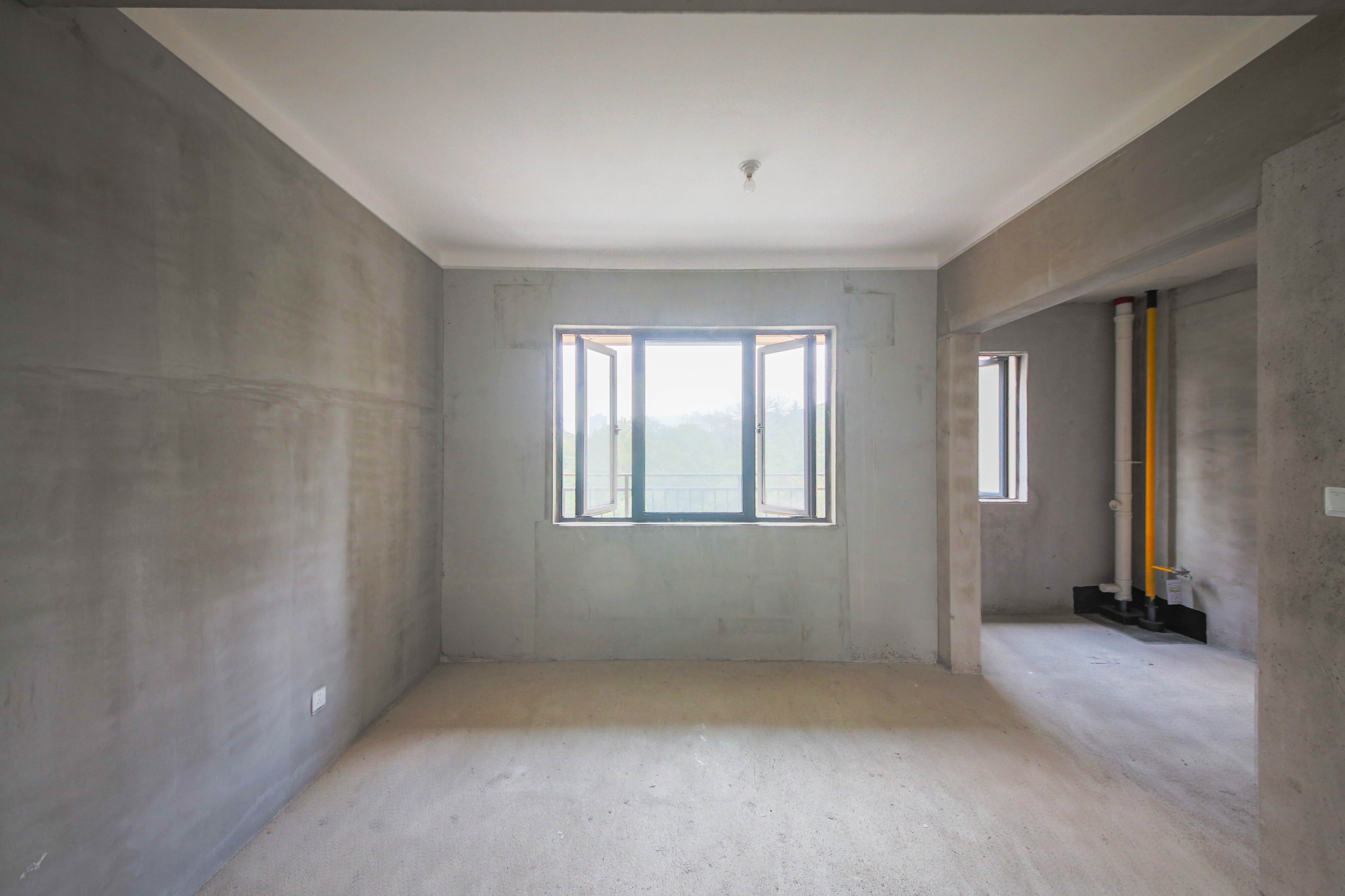 中建钰和城  4室2厅2卫   316.00万客厅