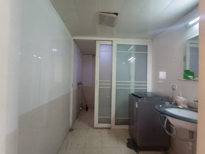 丰越大厦 4室0厅0卫 2800.0元/月 丰越大厦 4室0厅0卫 2800.0元/月室内图