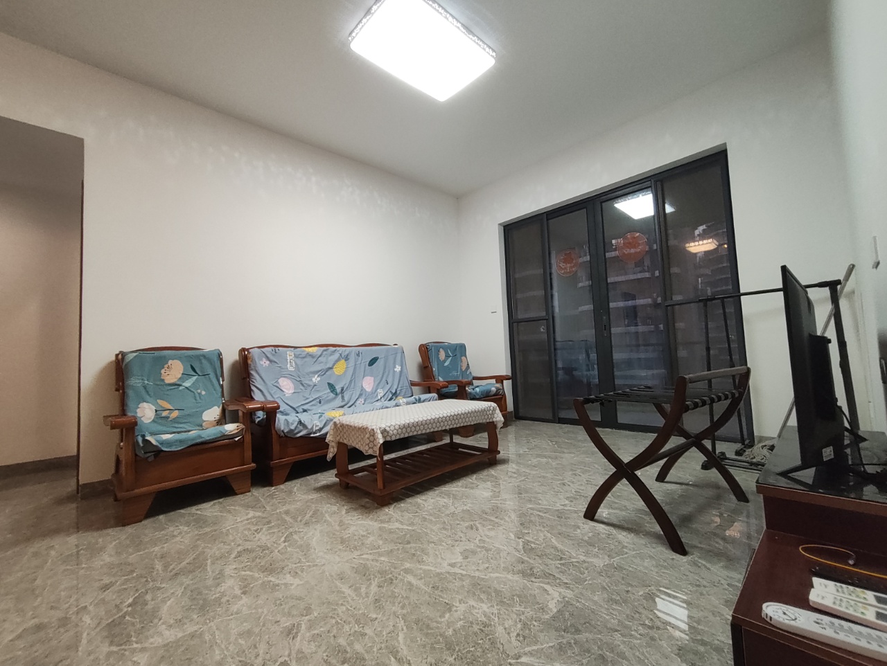 绿地海长流二期 2室2厅1卫 131.0万 绿地海长流二期 2室2厅1卫 131.0万室内图