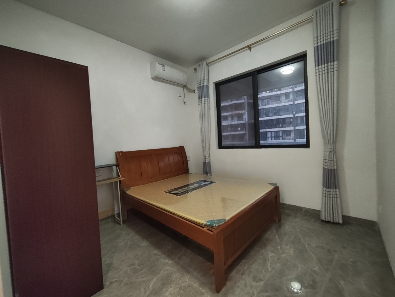 绿地海长流二期 2室2厅1卫 131.0万 绿地海长流二期 2室2厅1卫 131.0万室内图