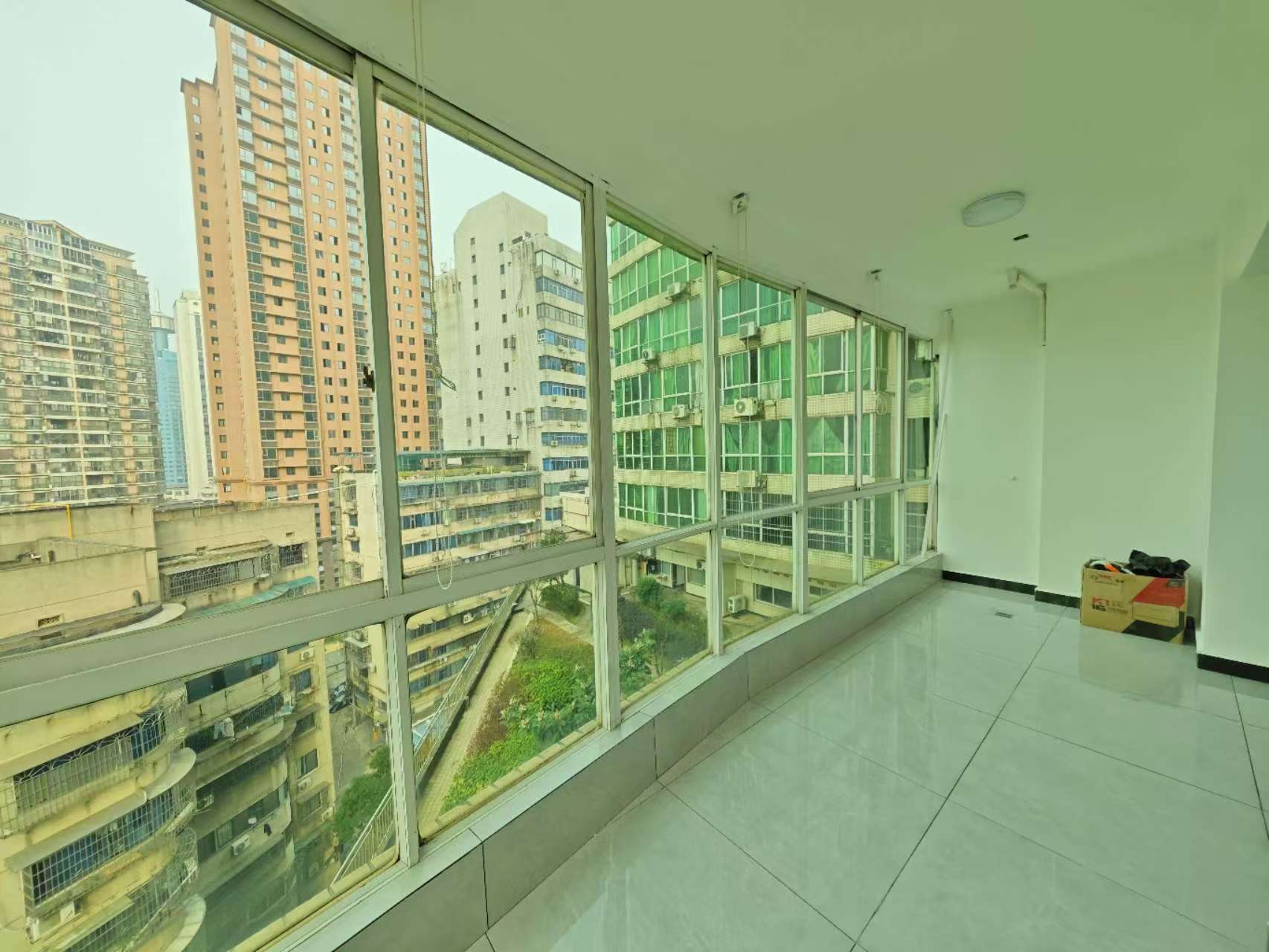 兴威名座 1室2厅1卫 3000.0元/月 兴威名座 1室2厅1卫 3000.0元/月室内图