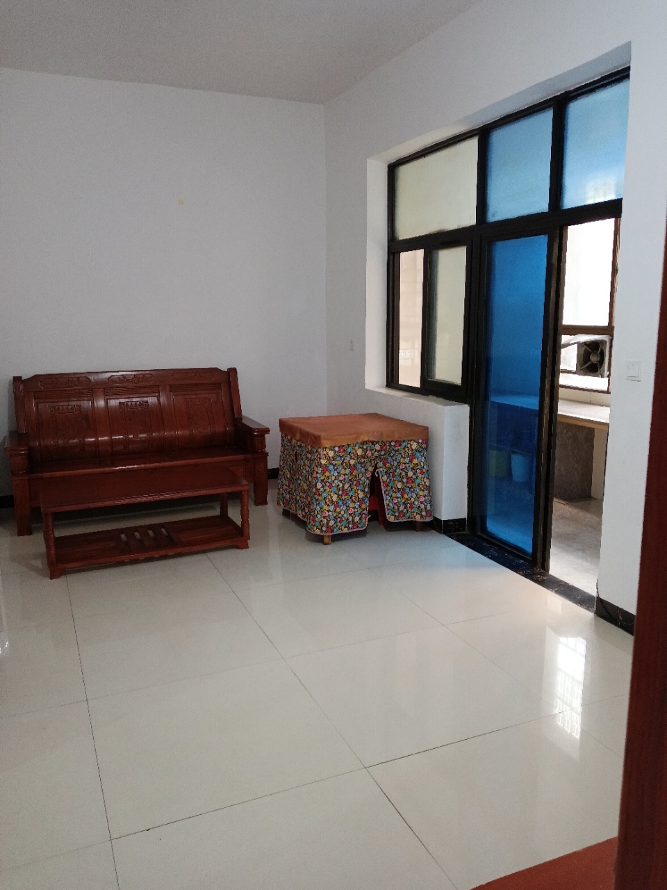 娄星区散盘  2室1厅1卫    750.0元/月