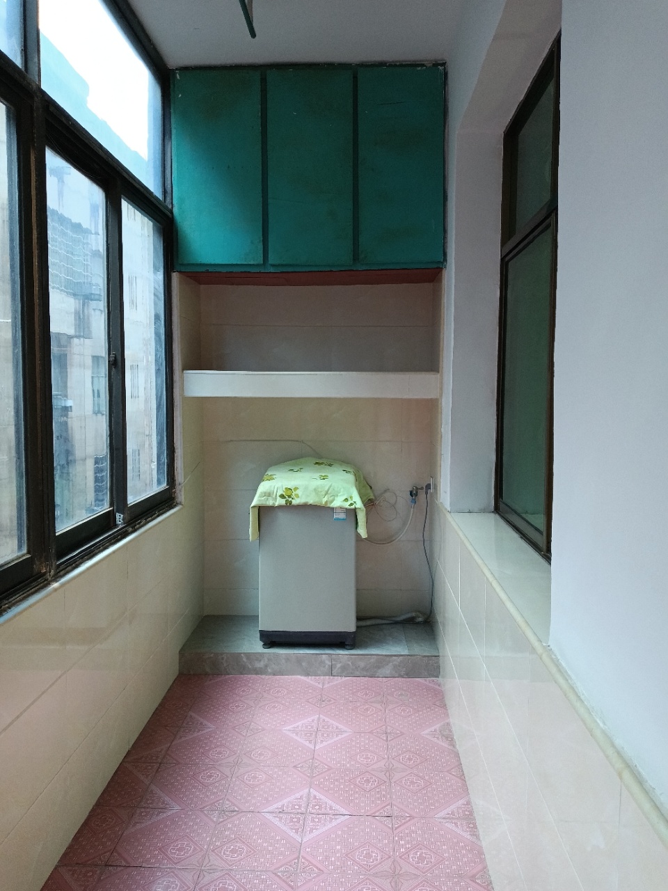 娄星区散盘  2室1厅1卫    750.0元/月室内图