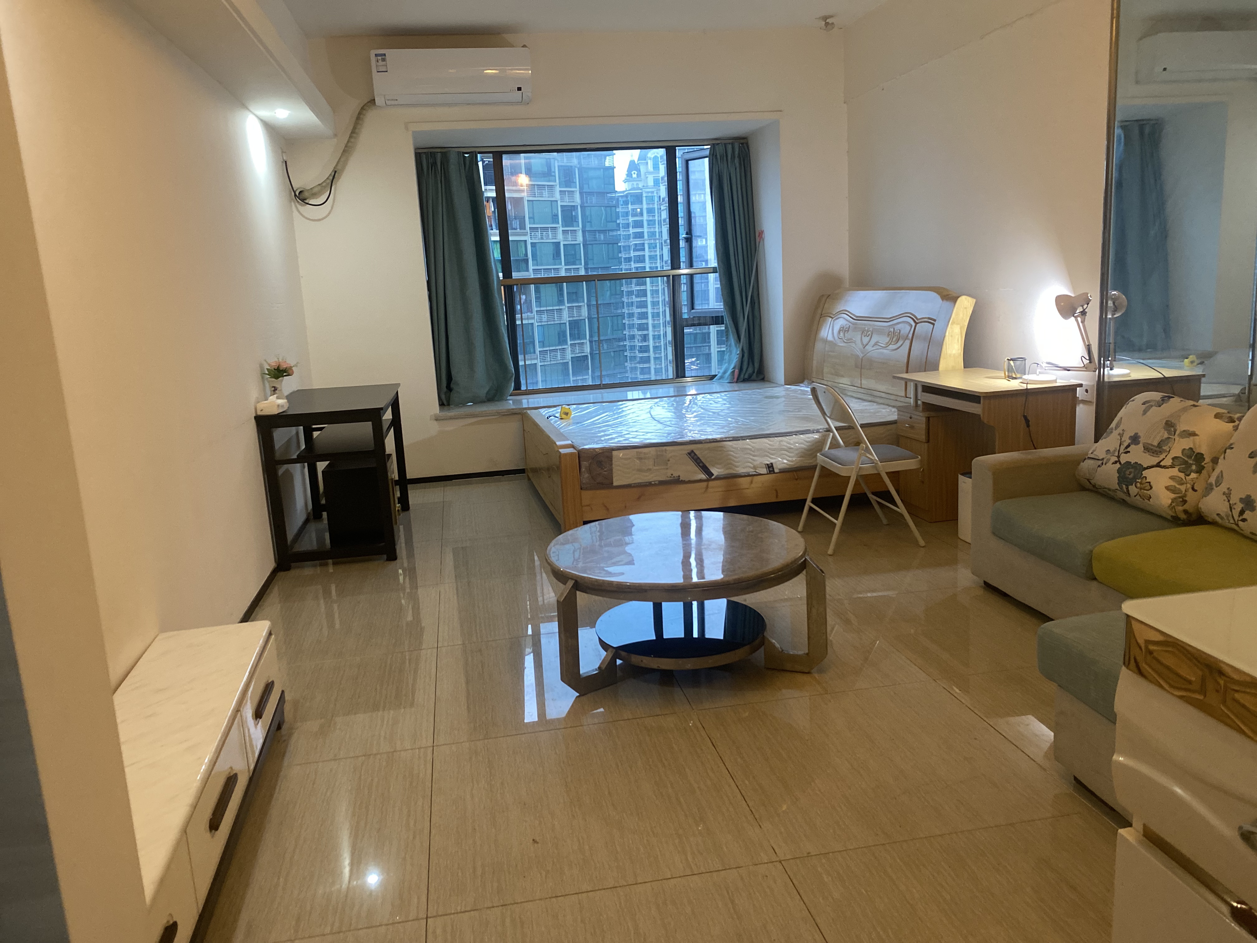 恒大绿洲 1室1厅1卫 1200.0元/月 恒大绿洲 1室1厅1卫 1200.0元/月室内图