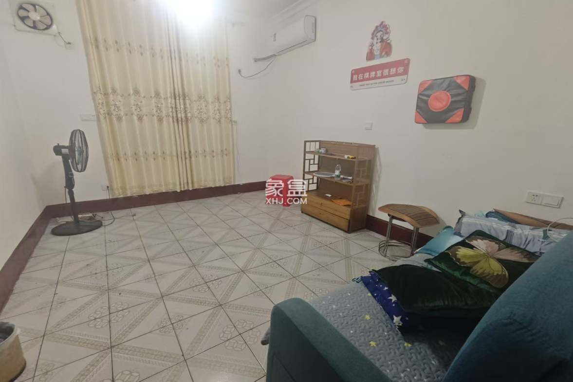 省水院宿舍 2室2厅1卫 2000.0元/月 省水院宿舍 2室2厅1卫 2000.0元/月室内图