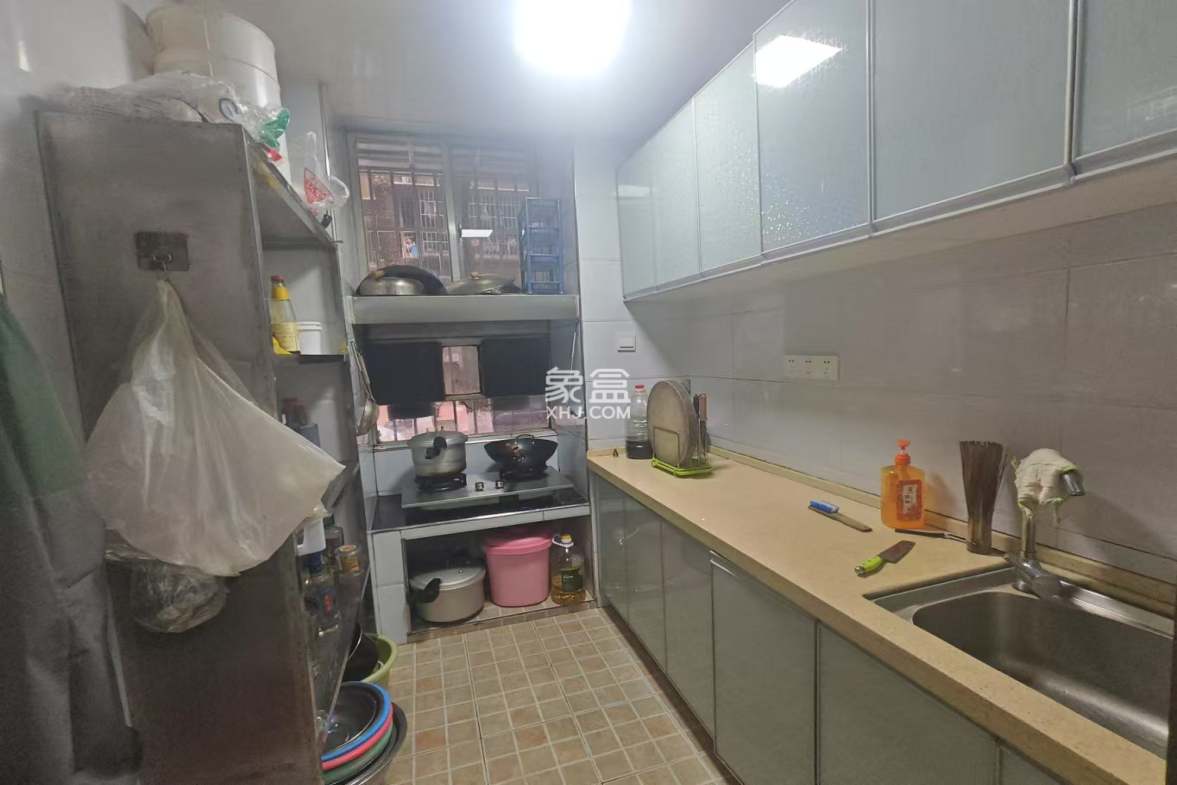 省水院宿舍 2室2厅1卫 2000.0元/月 省水院宿舍 2室2厅1卫 2000.0元/月室内图