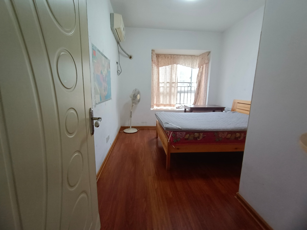 景江雅苑 2室2厅1卫 2400.0元/月 景江雅苑 2室2厅1卫 2400.0元/月室内图