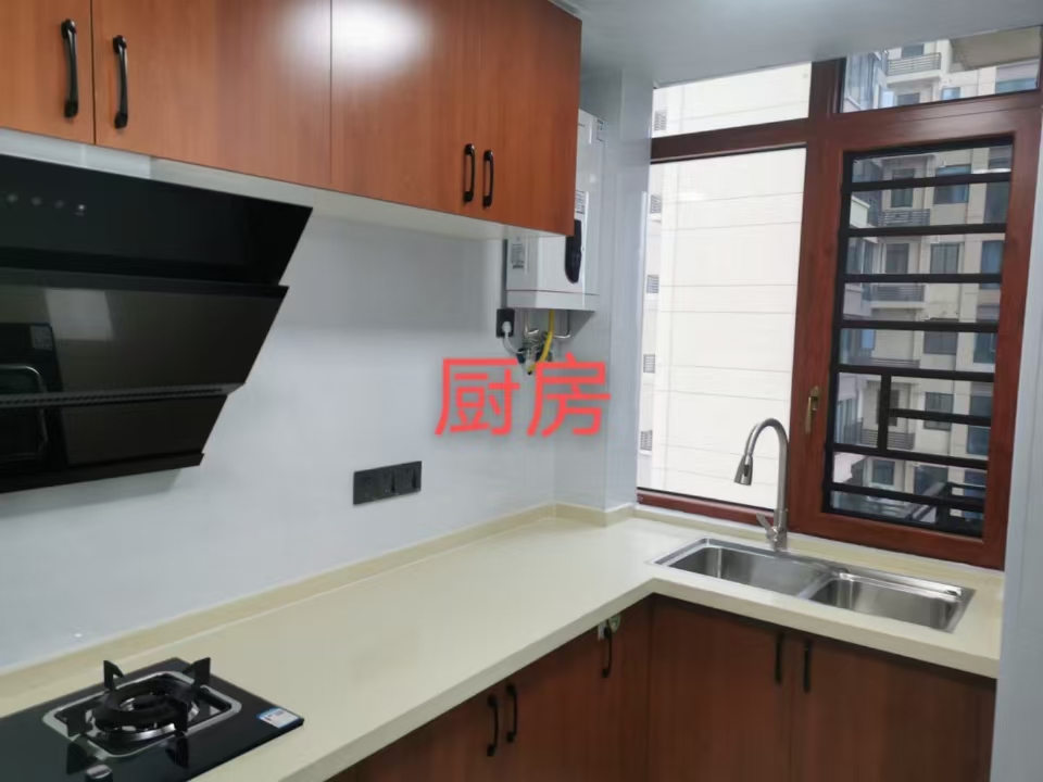 金轮翡翠名园 3室2厅1卫 1900.0元/月 金轮翡翠名园 3室2厅1卫 1900.0元/月室内图