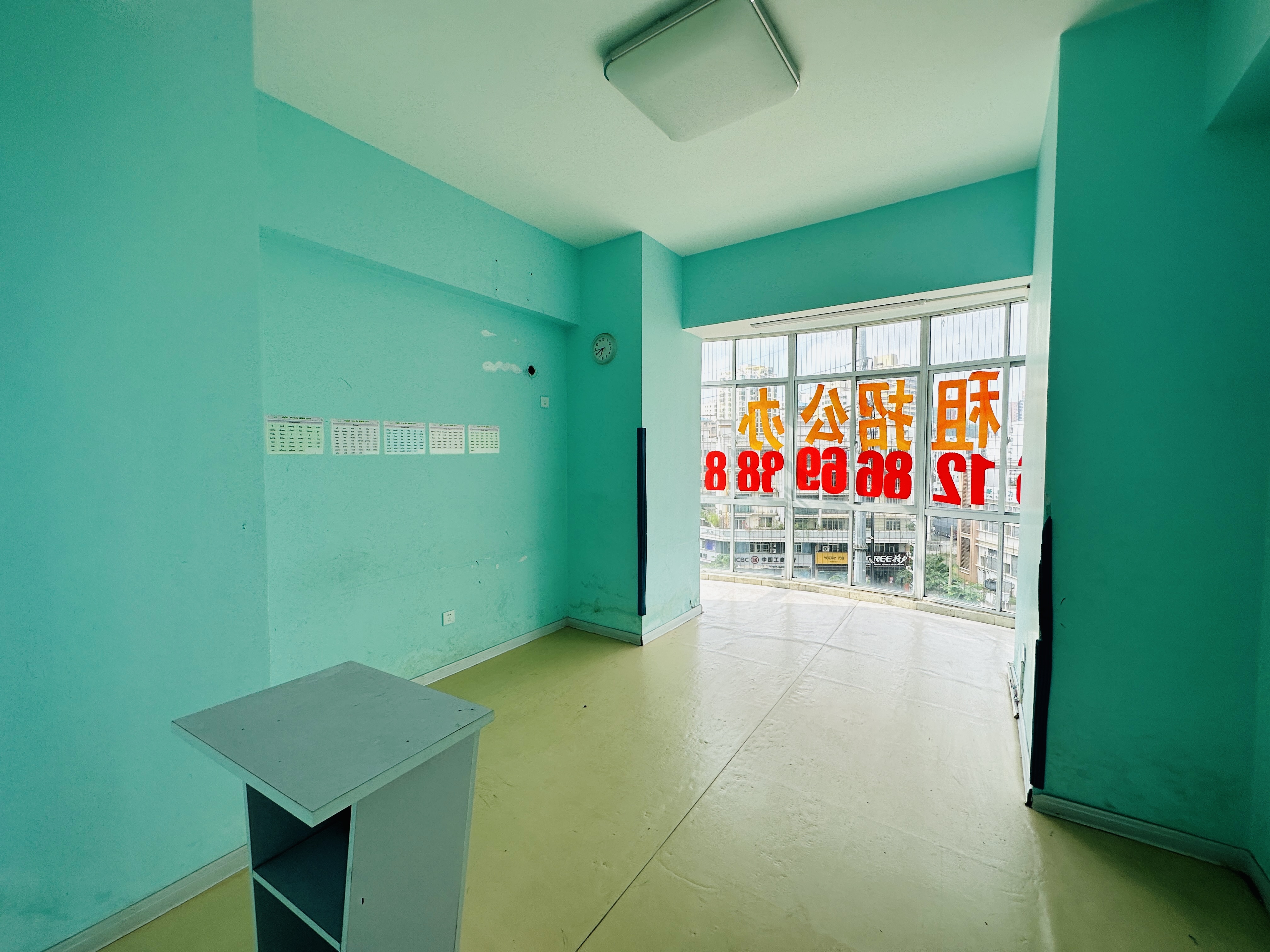 华贸大厦(华贸花苑) 3室1厅1卫 109.0万 华贸大厦(华贸花苑) 3室1厅1卫 109.0万卧室