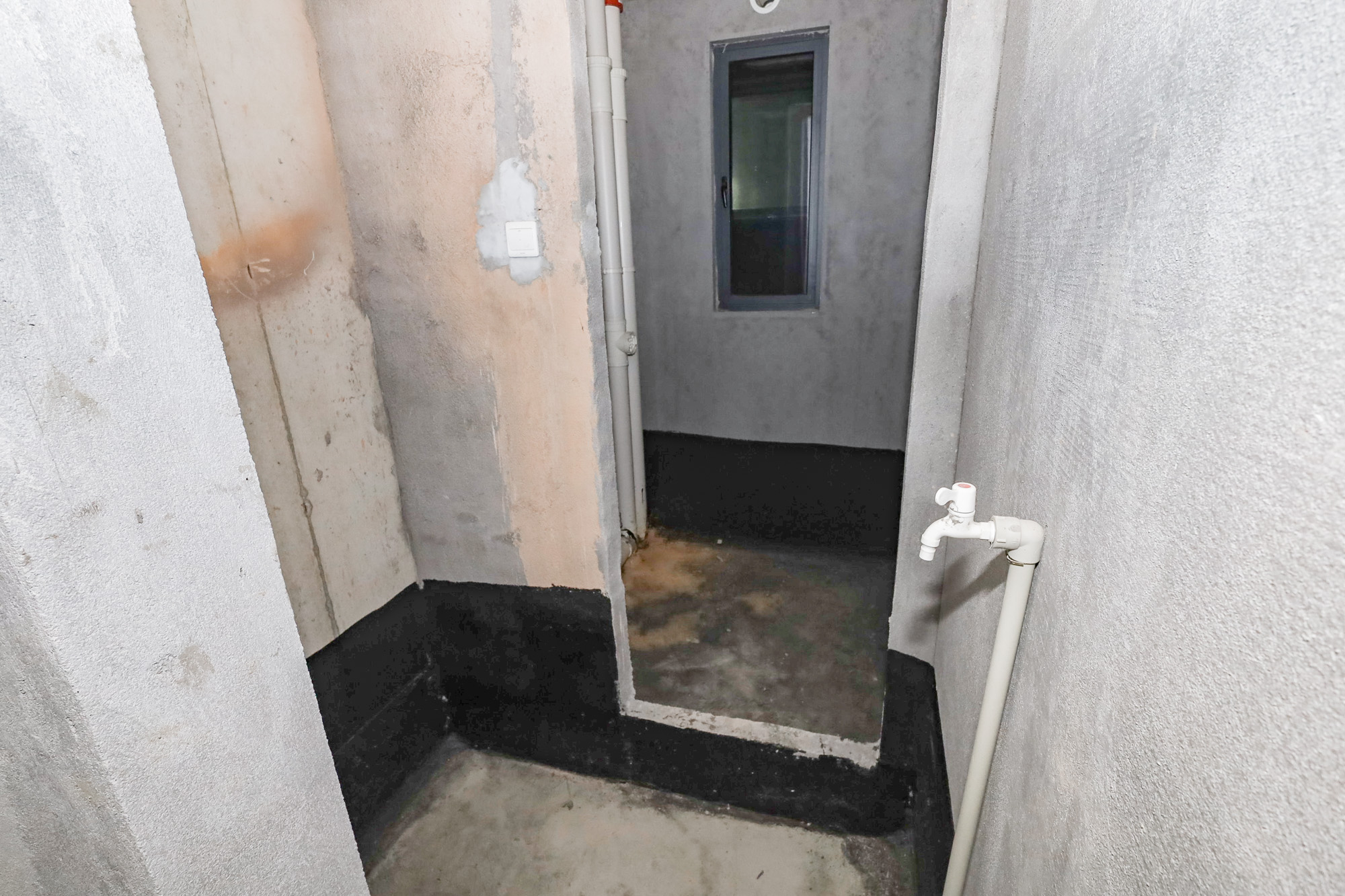 轨道中建麓江府  3室2厅2卫   198.00万卫生间