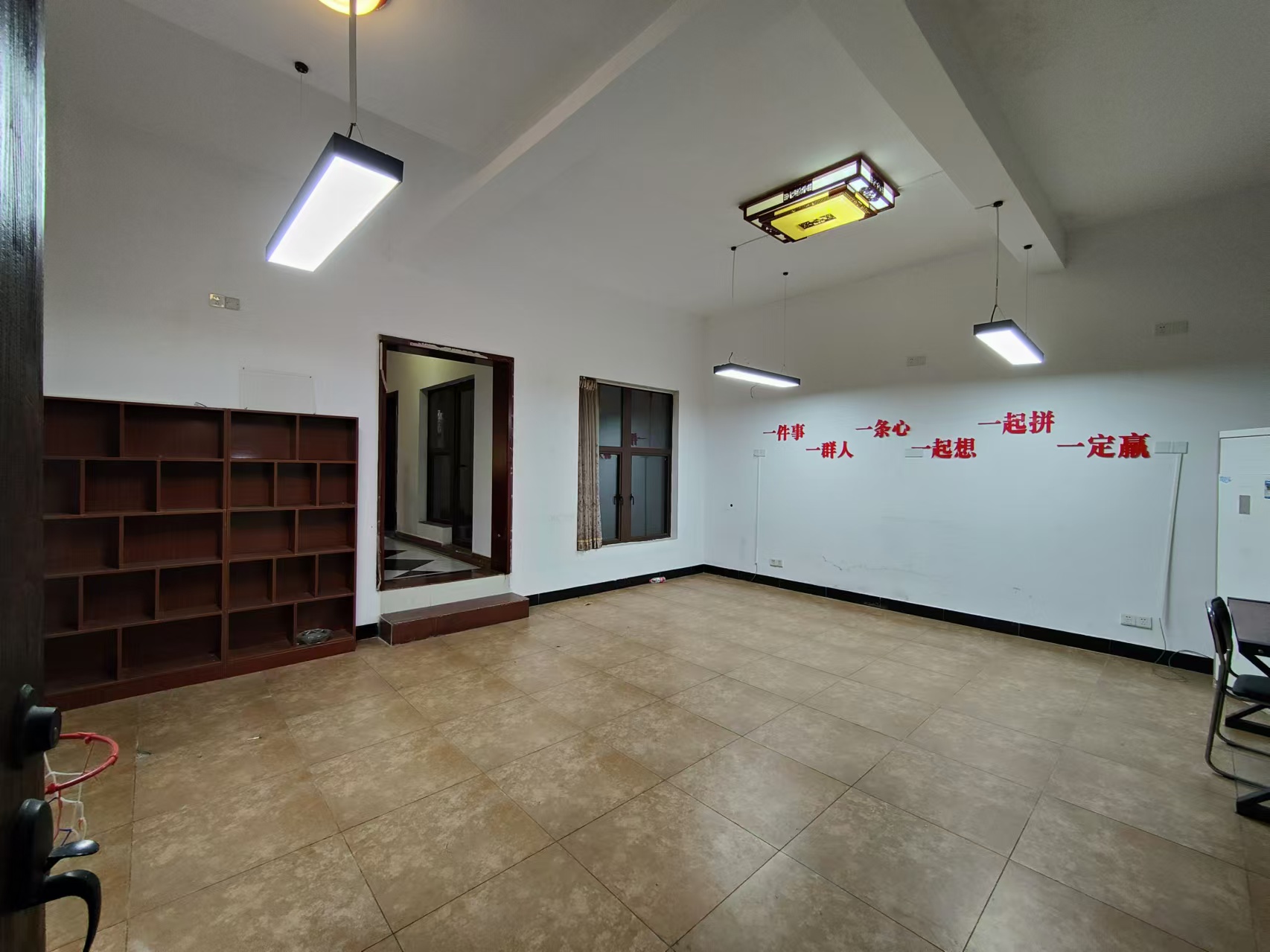 托斯卡纳别墅  5室2厅2卫    7000.0元/月 托斯卡纳别墅  5室2厅2卫    7000.0元/月室内图