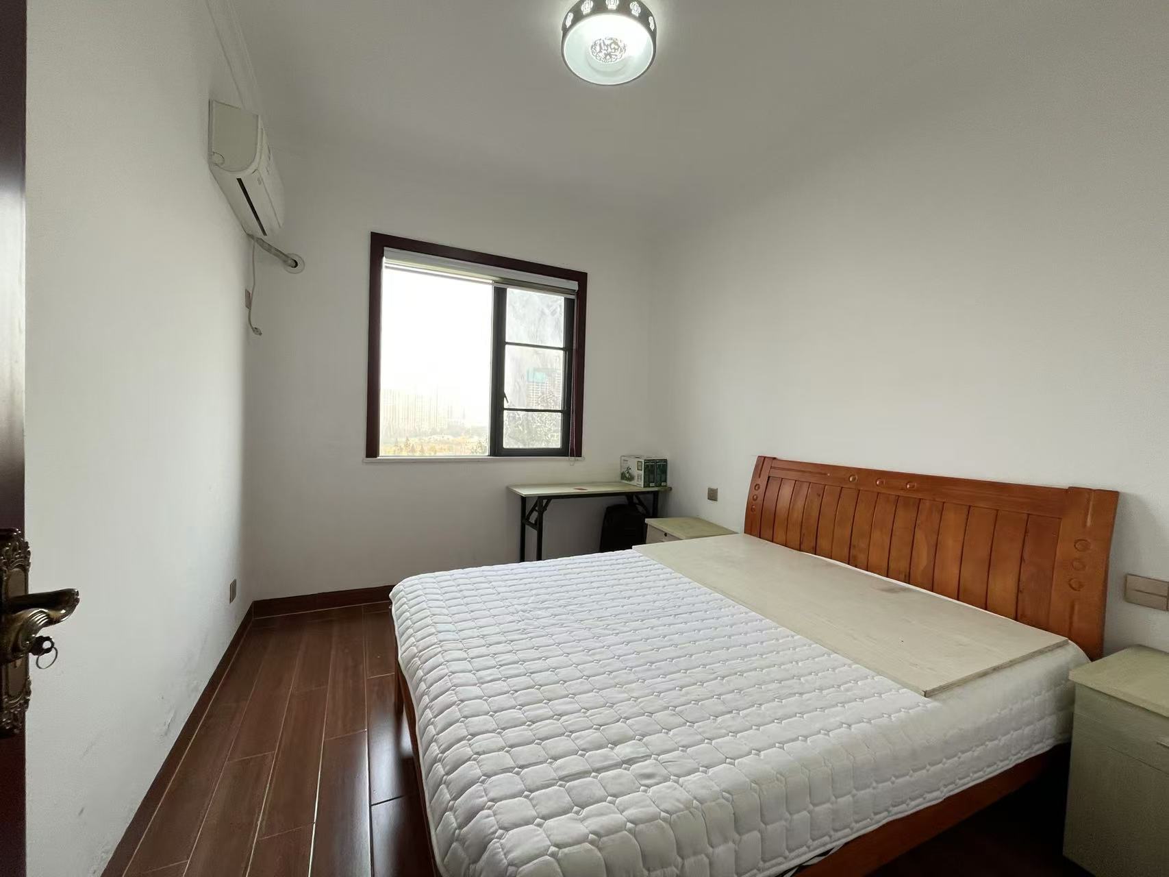 山河锦园 4室2厅2卫 2200.0元/月 山河锦园 4室2厅2卫 2200.0元/月室内图