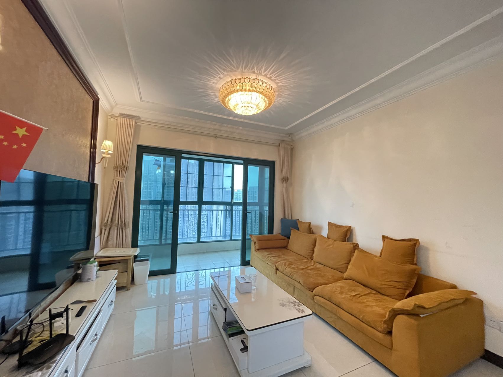 恒大雅苑  3室2厅1卫    2600.0元/月 恒大雅苑  3室2厅1卫    2600.0元/月