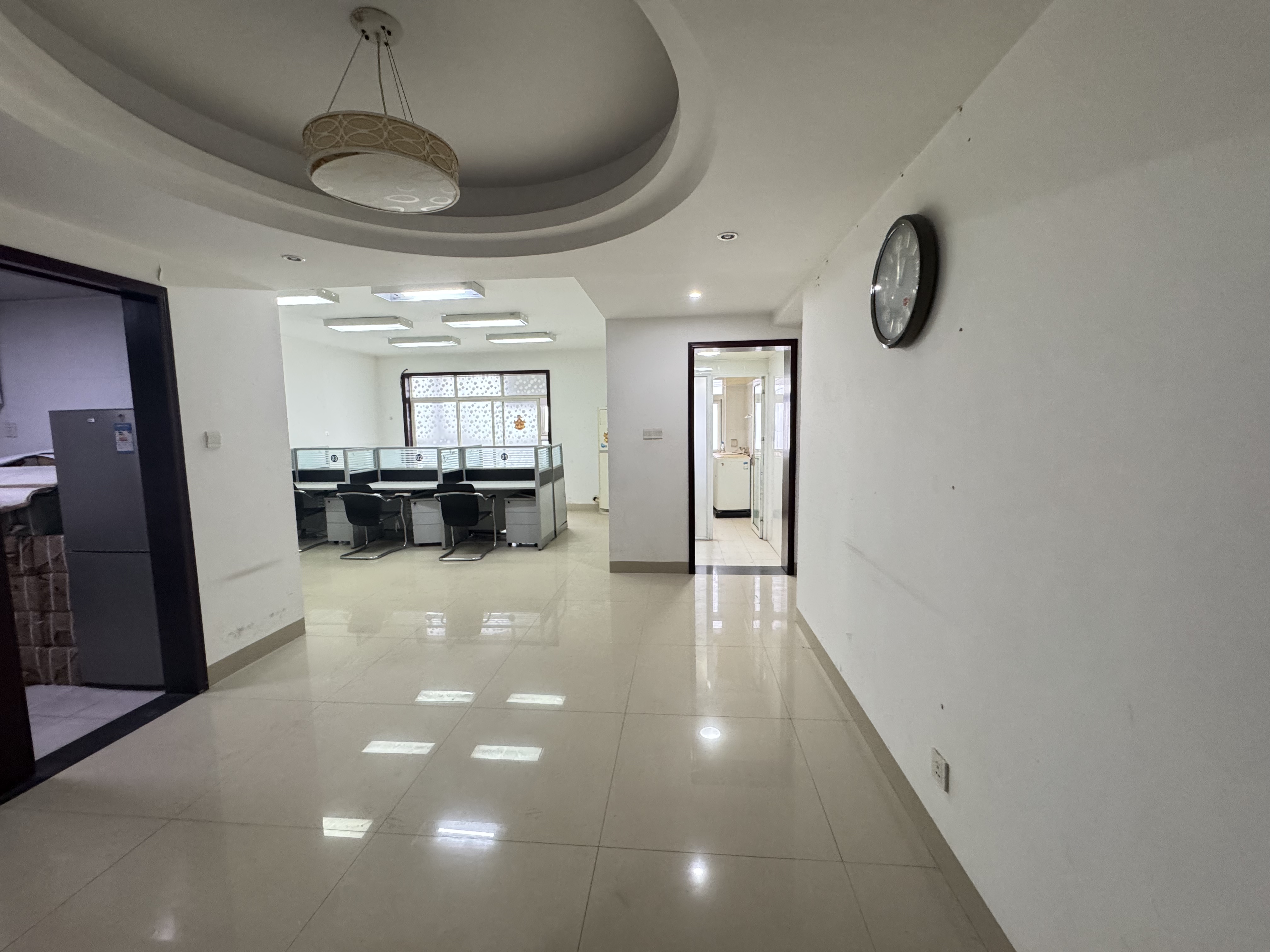 中江佳境天成 4室2厅2卫 3700.0元/月 中江佳境天成 4室2厅2卫 3700.0元/月室内图