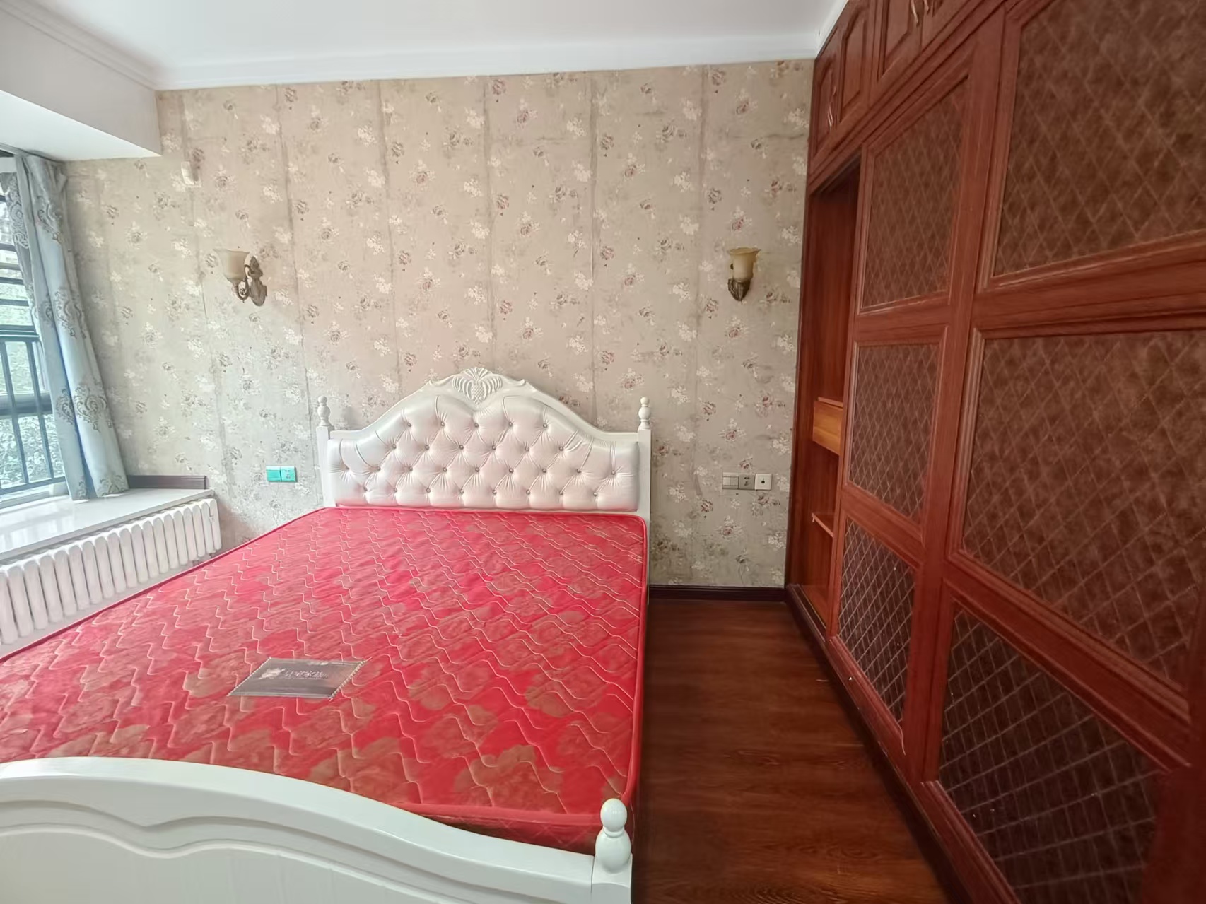 怡海星城 3室2厅2卫 2100.0元/月 怡海星城 3室2厅2卫 2100.0元/月室内图