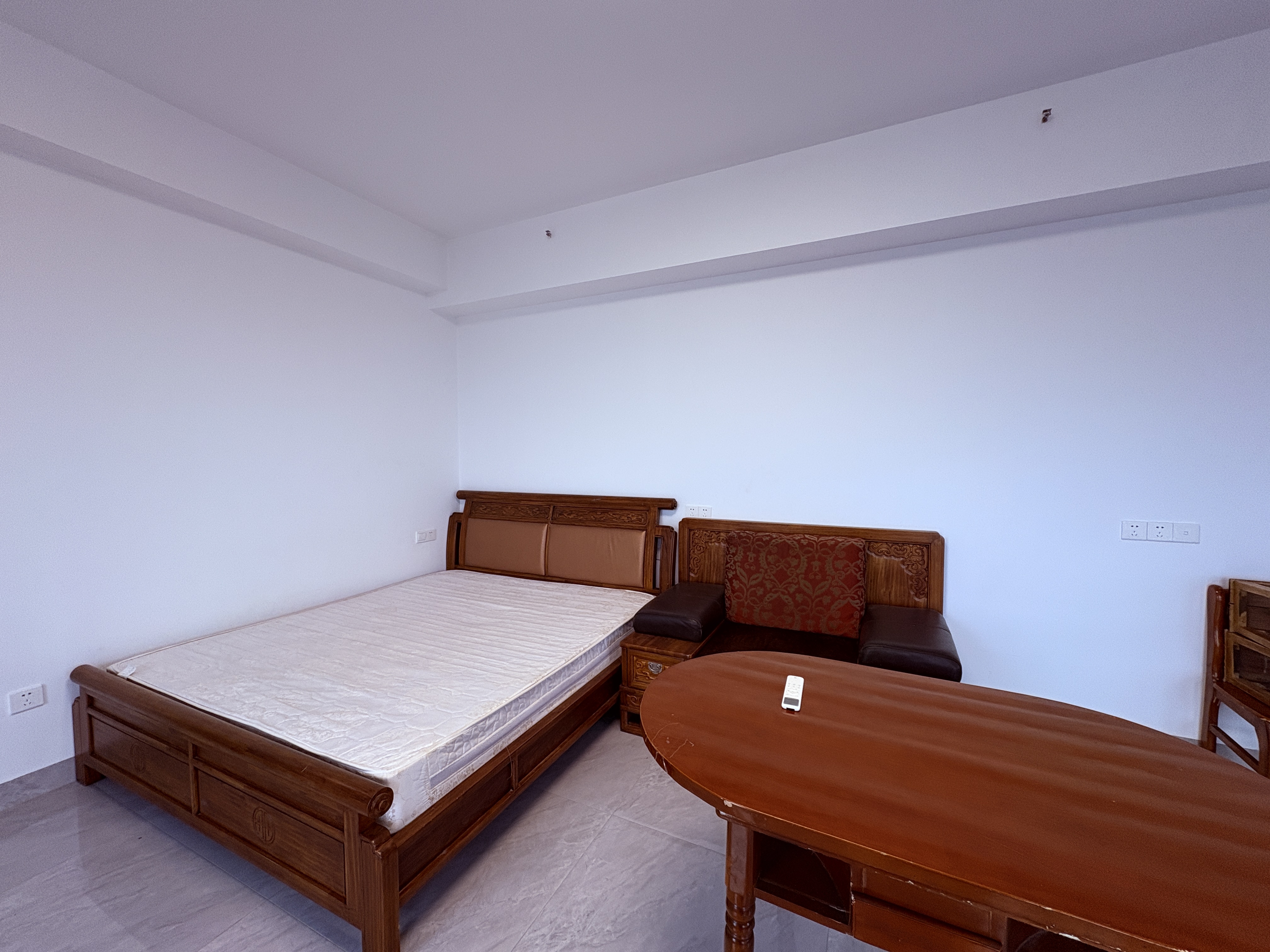 白鹤公馆 1室0厅0卫 42.8万 白鹤公馆 1室0厅0卫 42.8万室内图