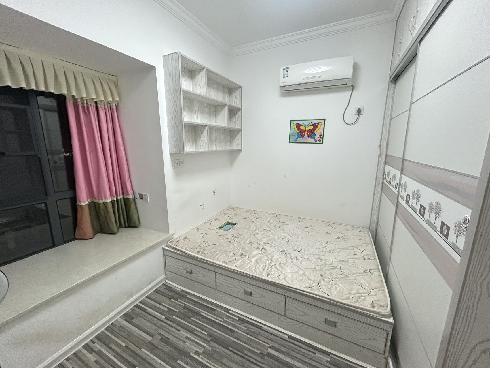 五矿紫湖香醍 1室2厅1卫 1800.0元/月 五矿紫湖香醍 1室2厅1卫 1800.0元/月室内图