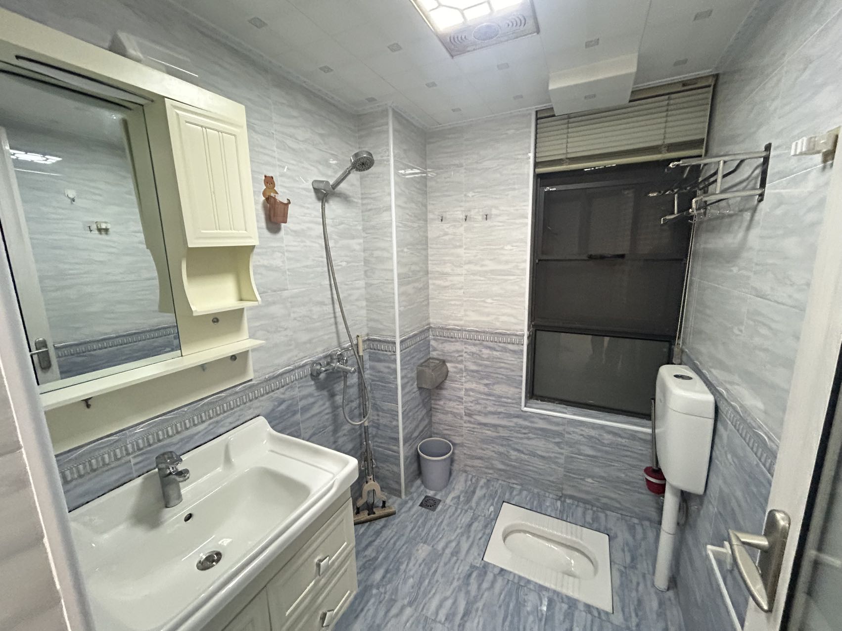 五矿紫湖香醍 1室2厅1卫 1800.0元/月 五矿紫湖香醍 1室2厅1卫 1800.0元/月室内图