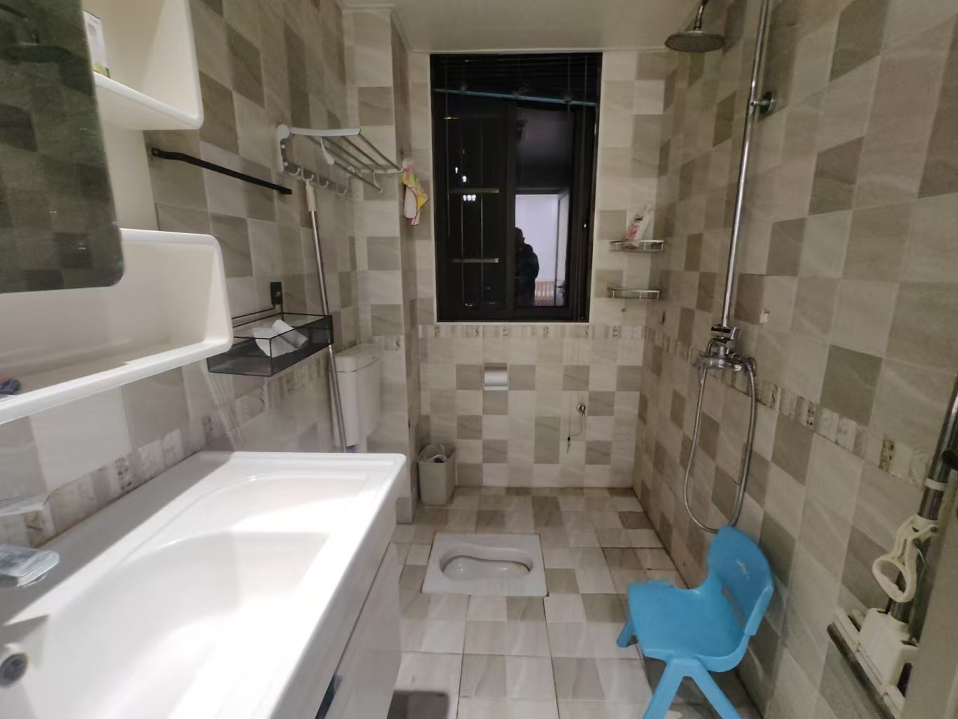 金轮翡翠名园 3室2厅1卫 1900.0元/月 金轮翡翠名园 3室2厅1卫 1900.0元/月室内图