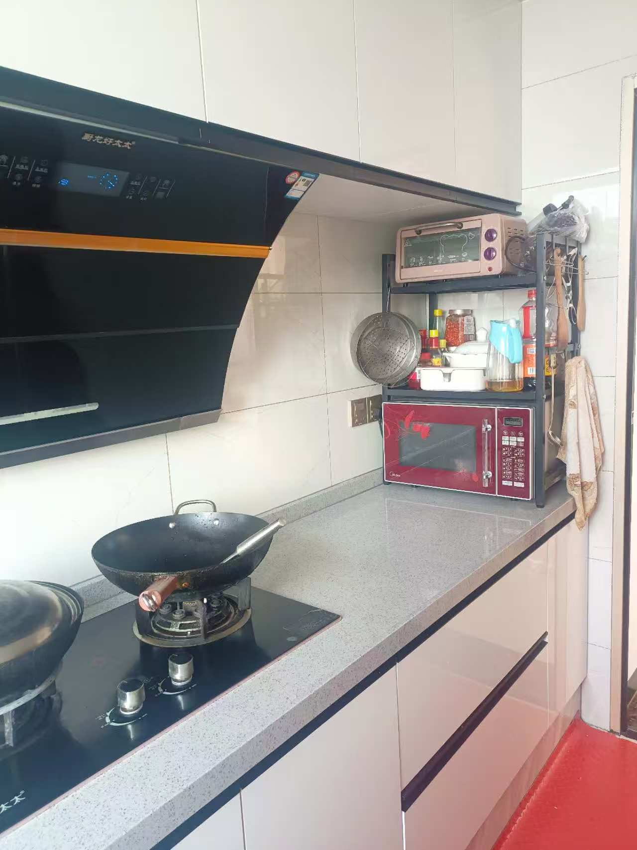 百弘学府城 3室2厅2卫 68.8万 百弘学府城 3室2厅2卫 68.8万客厅