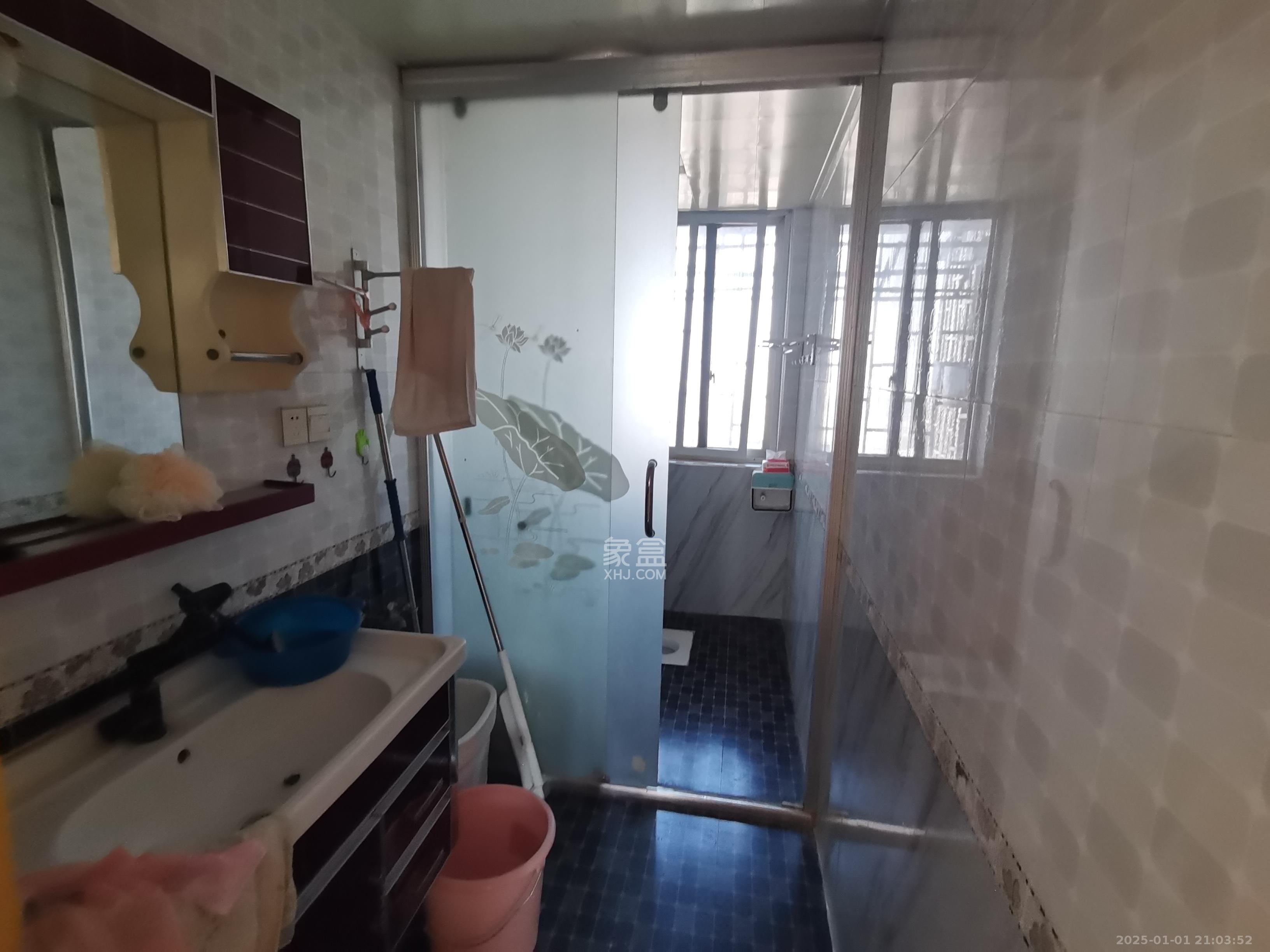 中悦领秀金都 3室2厅2卫 2000.0元/月 中悦领秀金都 3室2厅2卫 2000.0元/月室内图