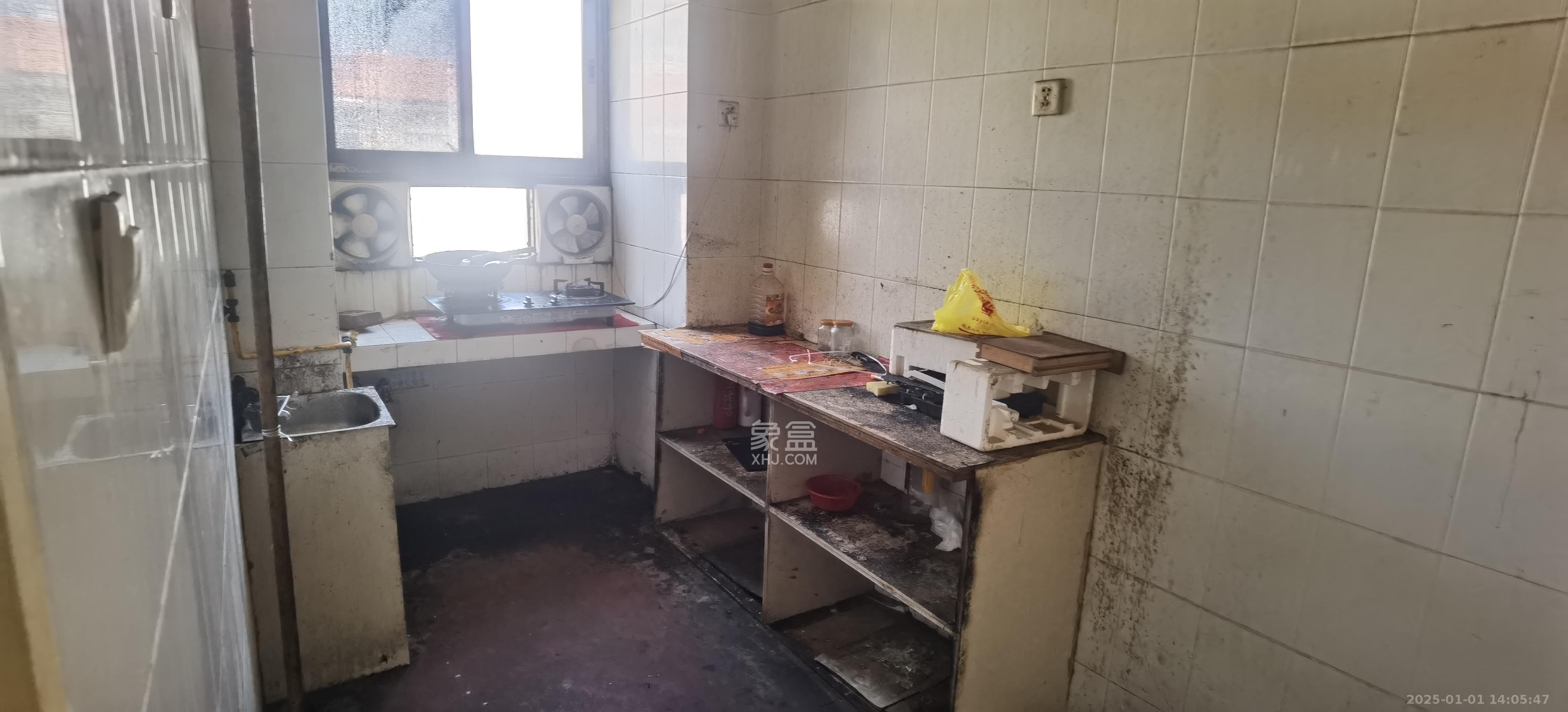 金星小区 3室2厅2卫 2000.0元/月 金星小区 3室2厅2卫 2000.0元/月室内图