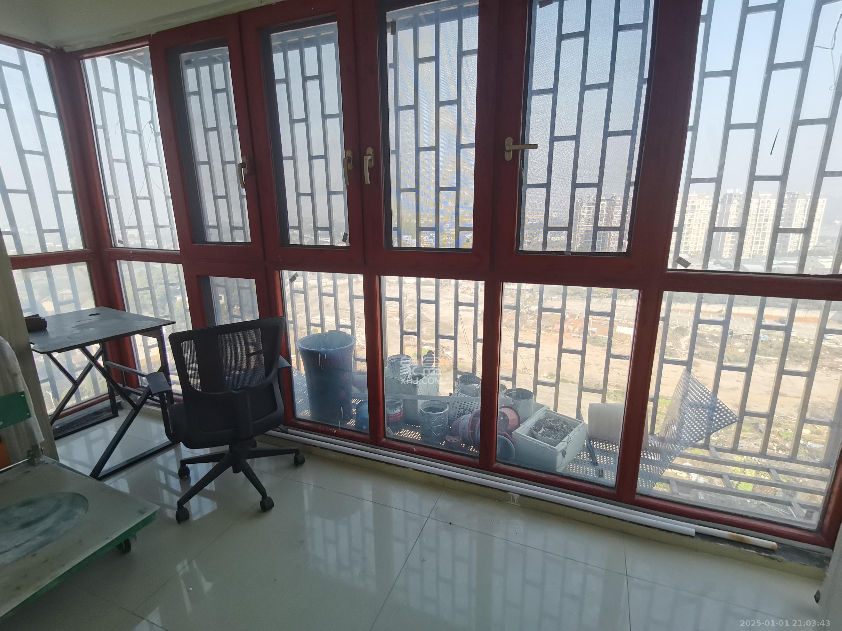 中悦领秀金都 3室2厅2卫 2000.0元/月 中悦领秀金都 3室2厅2卫 2000.0元/月室内图