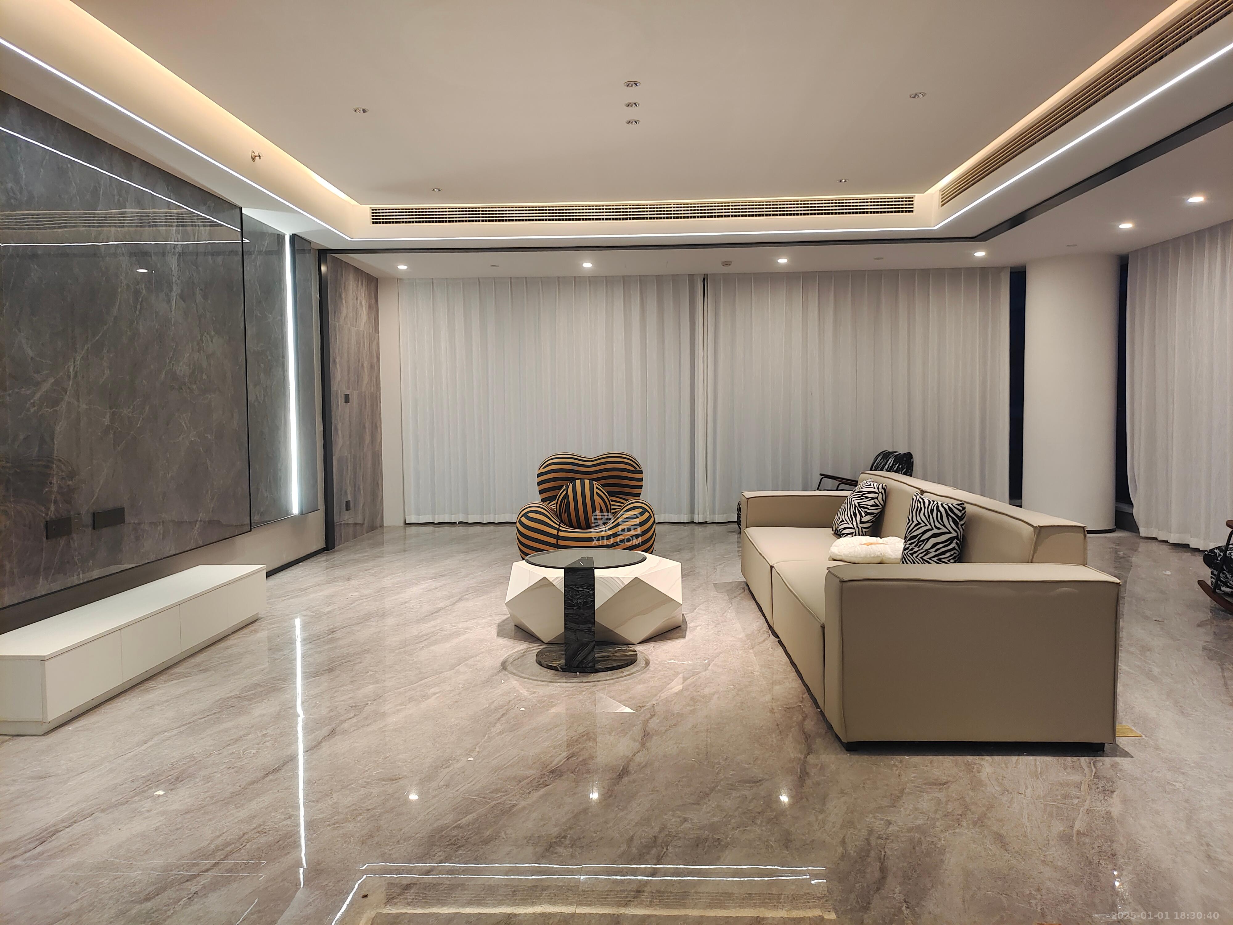 旭辉铂悦湘江 1室0厅0卫 28000.0元/月 旭辉铂悦湘江 1室0厅0卫 28000.0元/月室内图