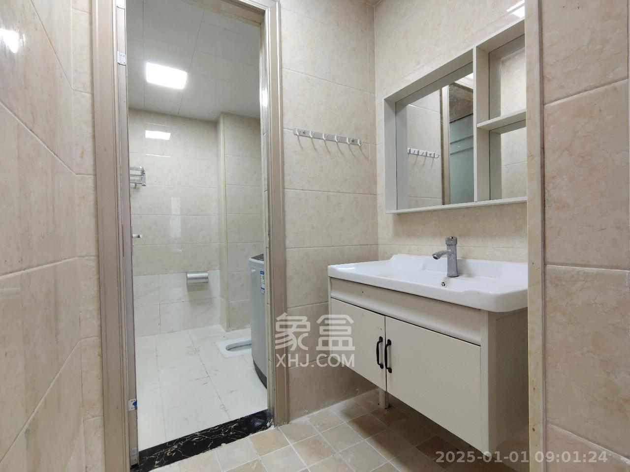 澳海月亮湾 3室2厅1卫 1500.0元/月 澳海月亮湾 3室2厅1卫 1500.0元/月室内图