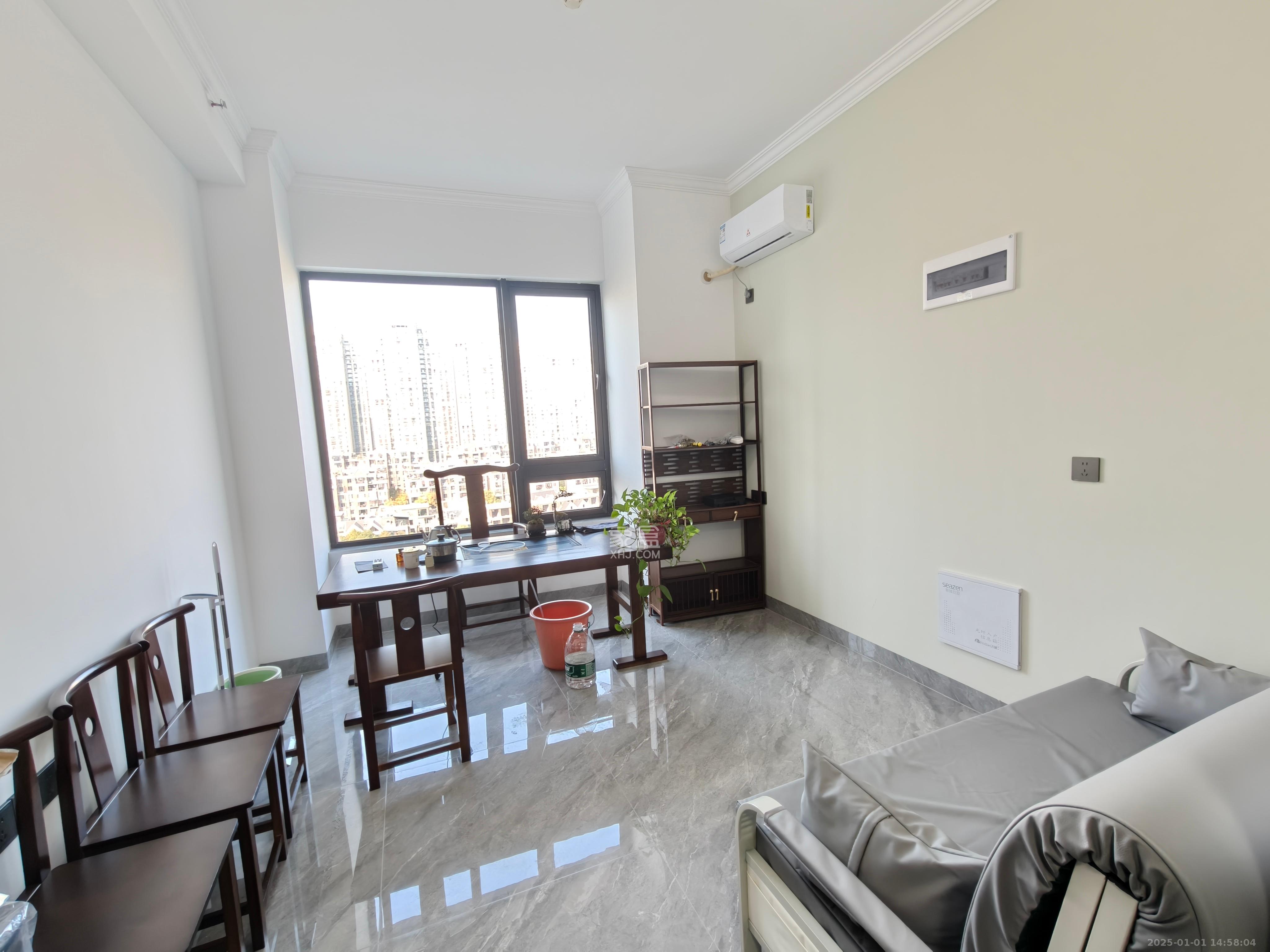 新城悦隽公园  1室1厅1卫    1250.0元/月 新城悦隽公园  1室1厅1卫    1250.0元/月