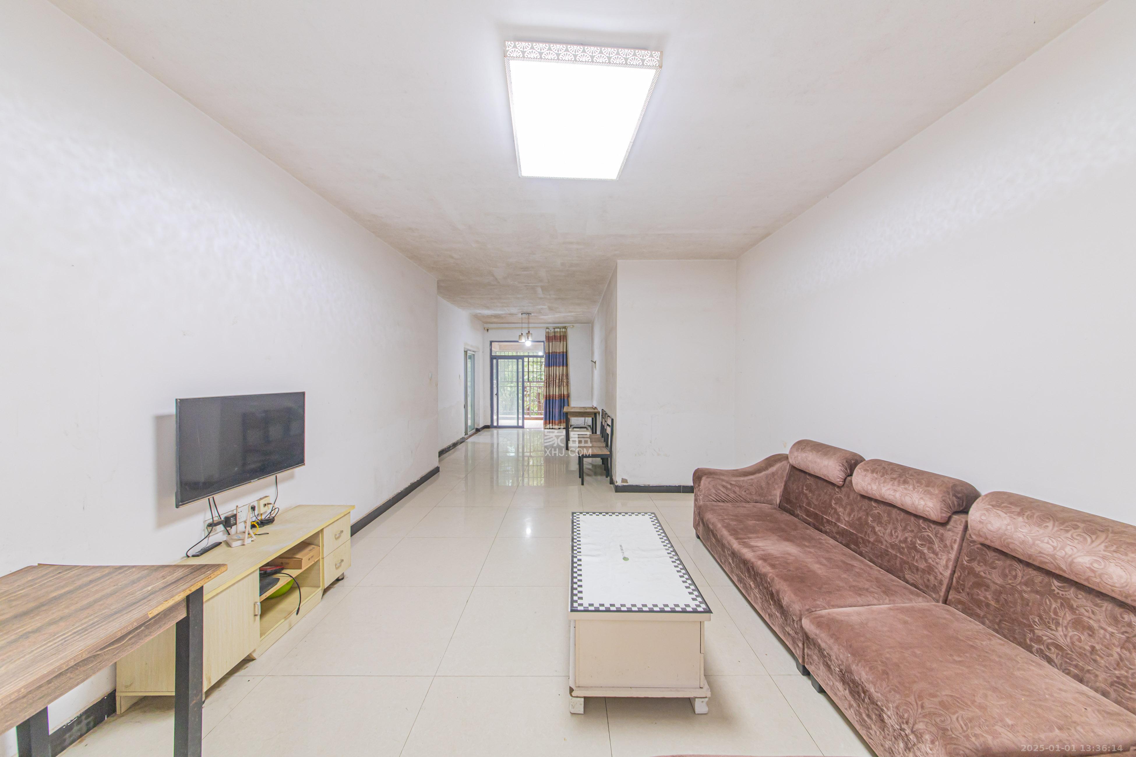 夏威夷碧水春城(碧桂园城市花园) 3室2厅2卫 2100.0元/月 夏威夷碧水春城(碧桂园城市花园) 3室2厅2卫 2100.0元/月室内图