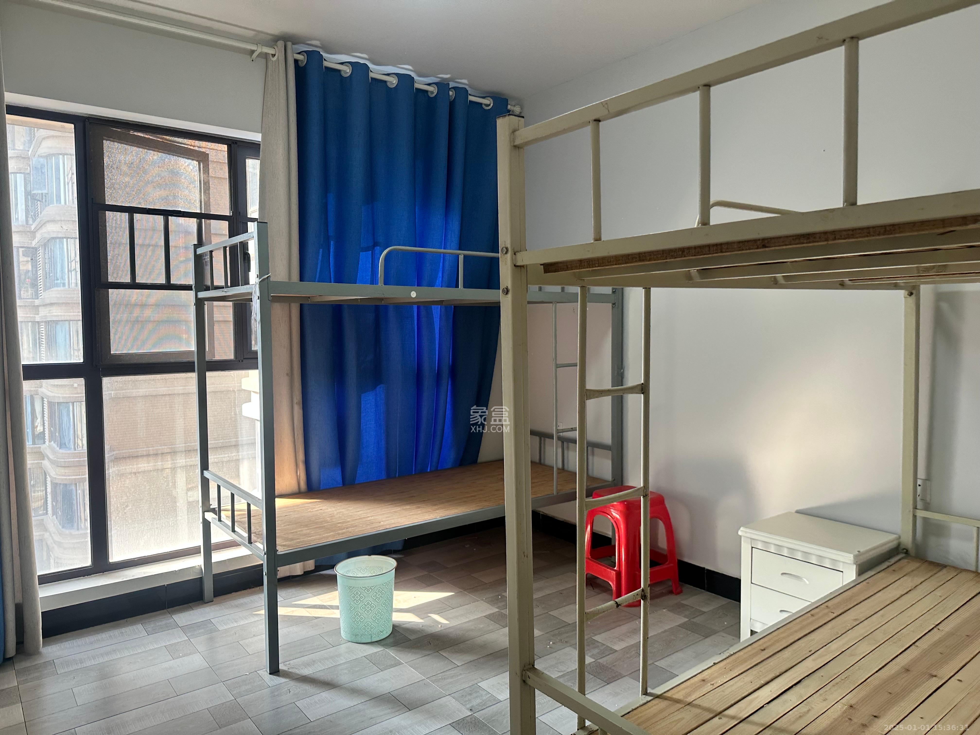 润和长郡(润和紫郡二三期) 3室2厅1卫 1750.0元/月 润和长郡(润和紫郡二三期) 3室2厅1卫 1750.0元/月室内图