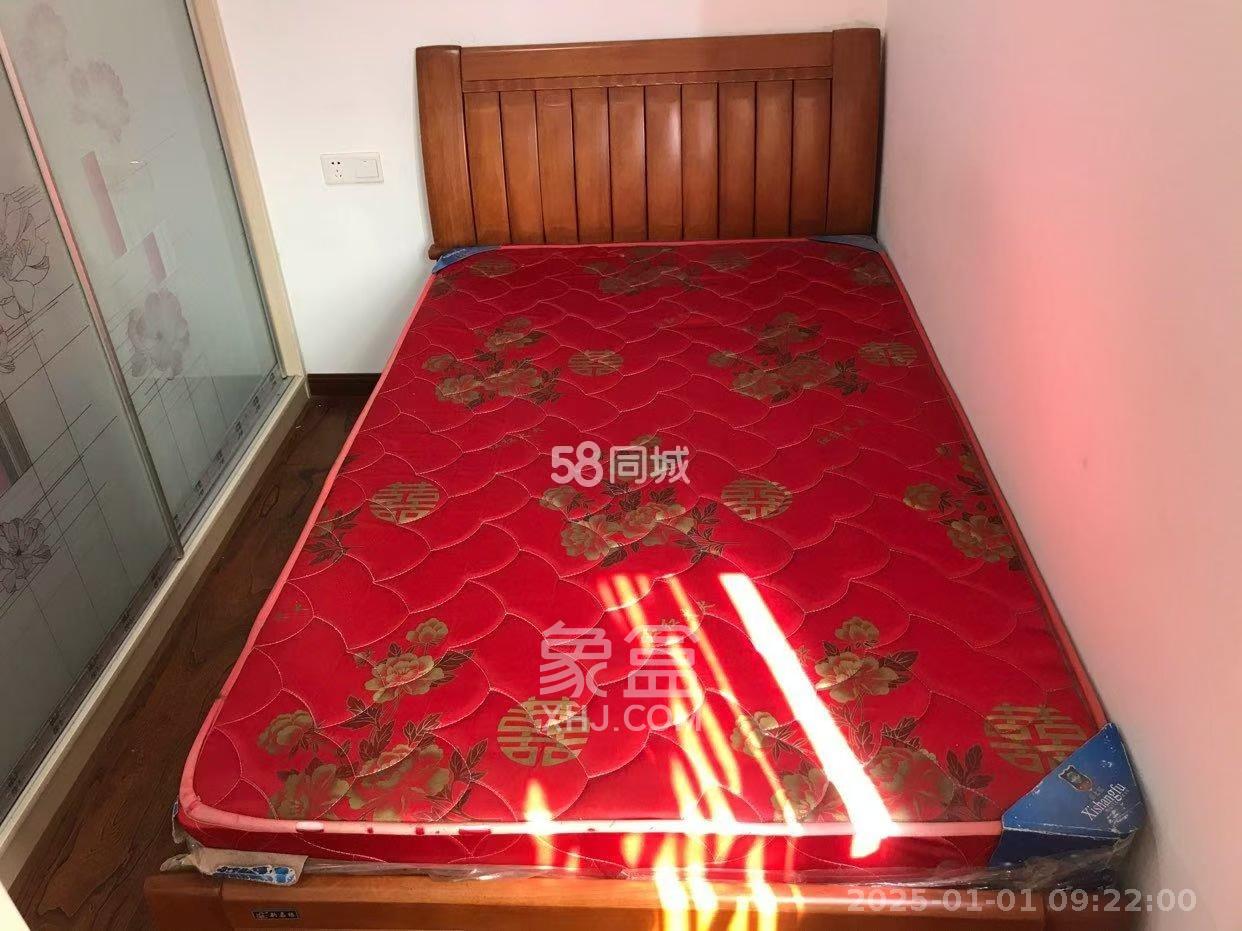 深业睿城  3室2厅1卫   1800.00元/月室内图