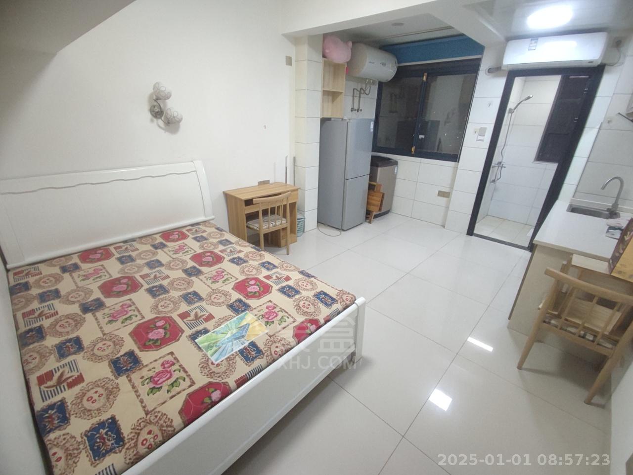 文艺复兴(未来城)  1室1厅1卫    1000.0元/月 文艺复兴(未来城)  1室1厅1卫    1000.0元/月室内图